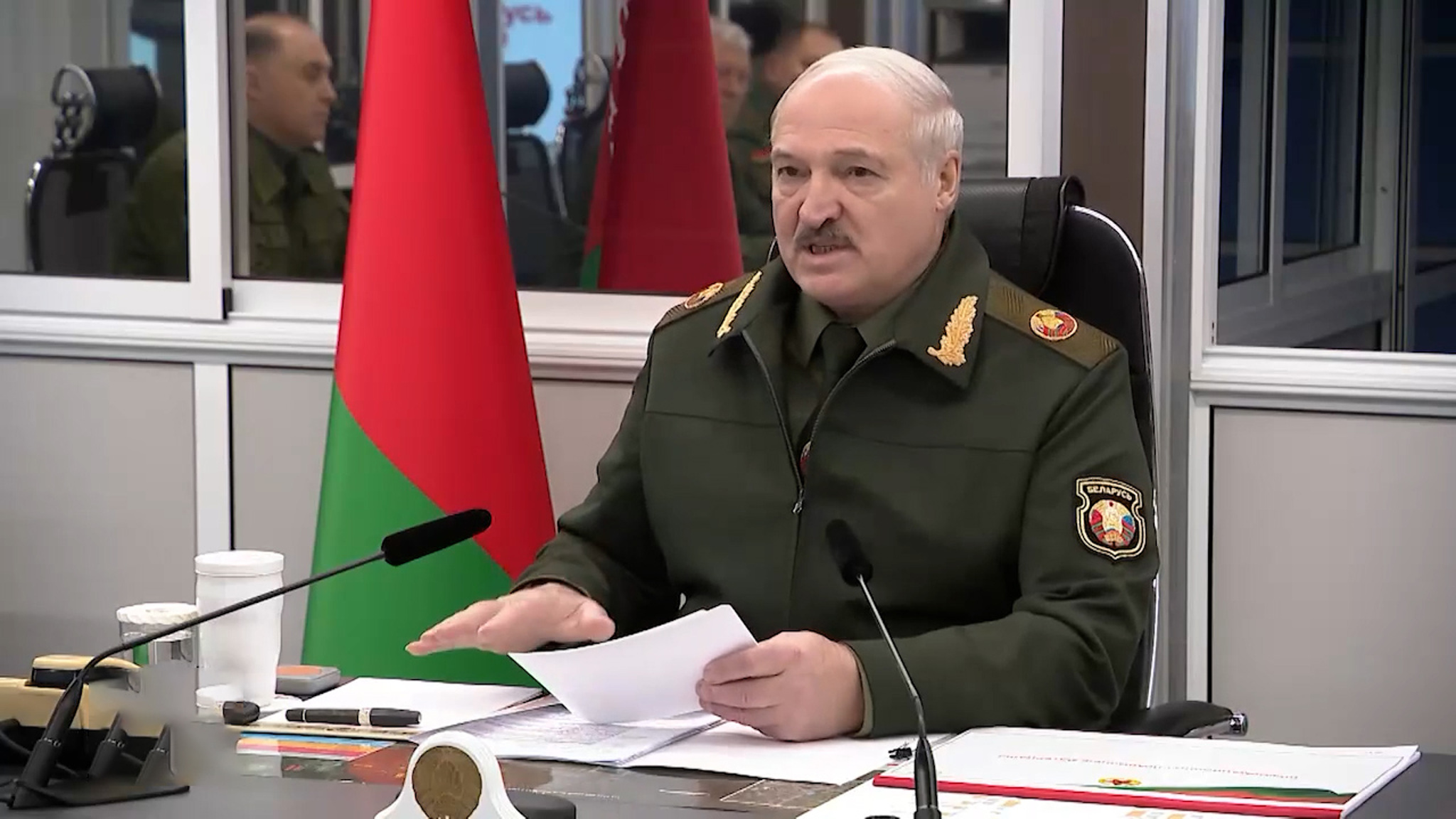 Лукашенко хочет укрепить границы из-за неадекватности Киева
