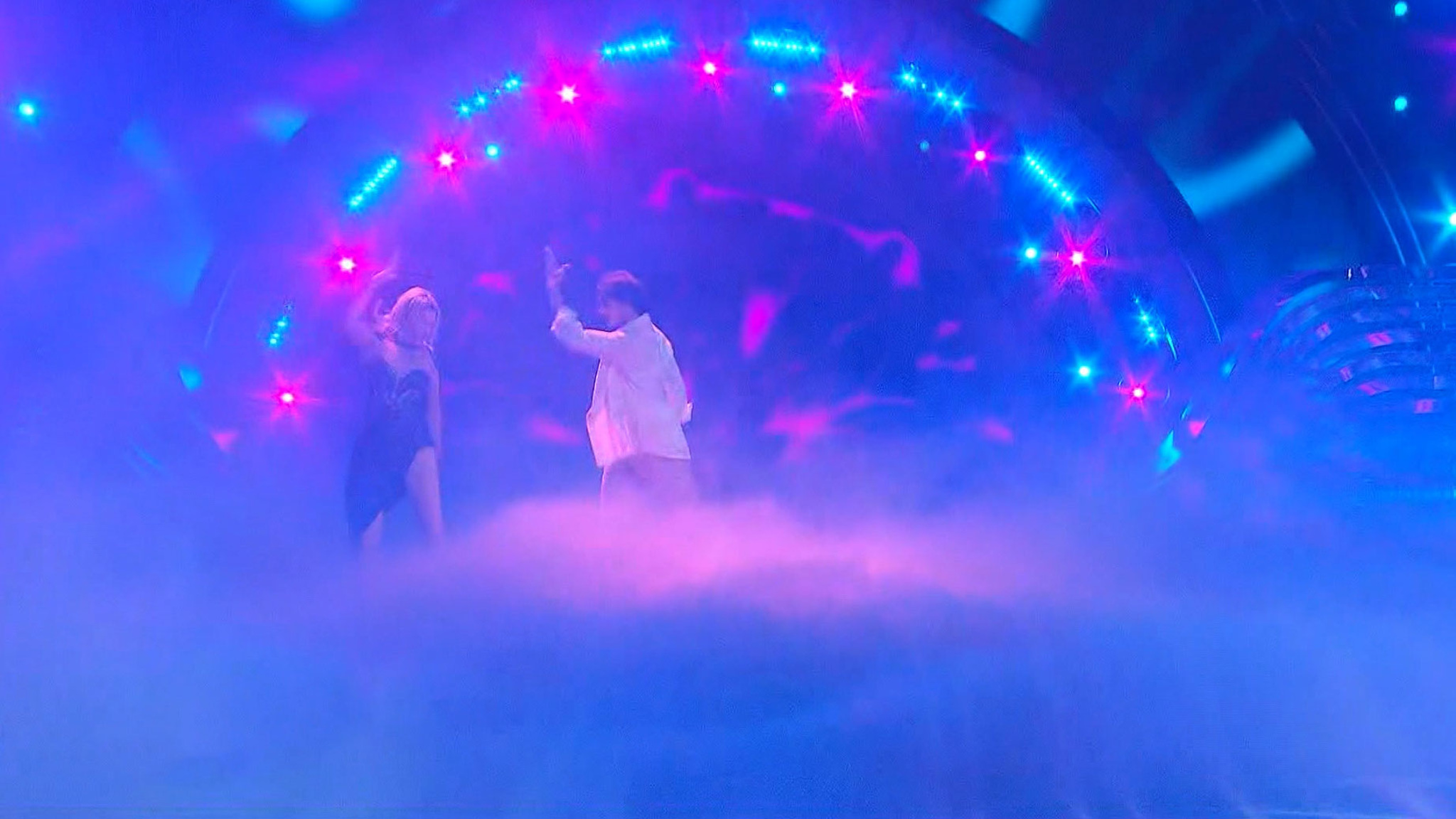 Мир кабаре: второй выпуск "Танцев со звездами"