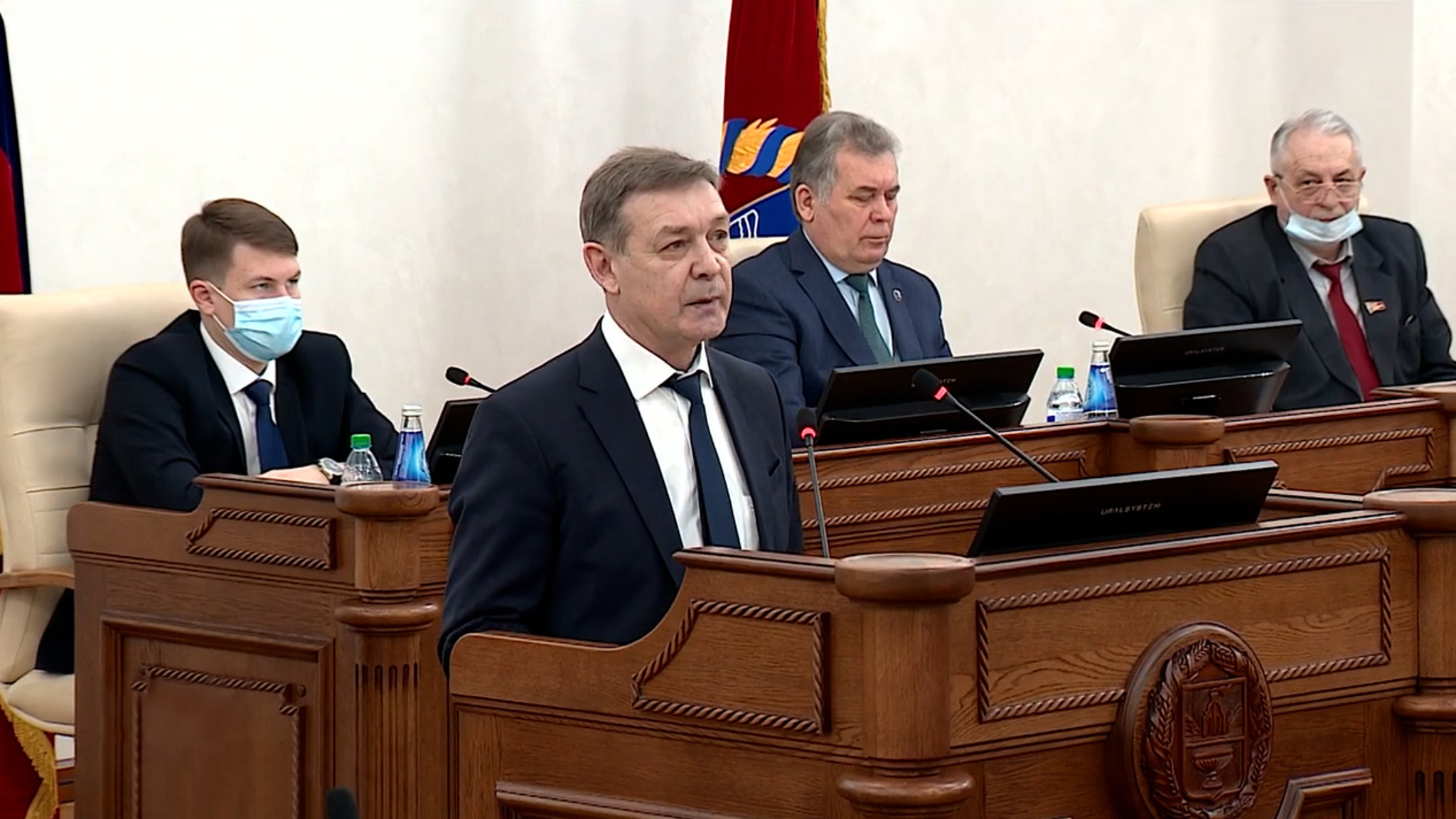 Депутаты Алтайского Заксобрания внесут в Госдуму предложения по решению проблемы с бродячими собаками