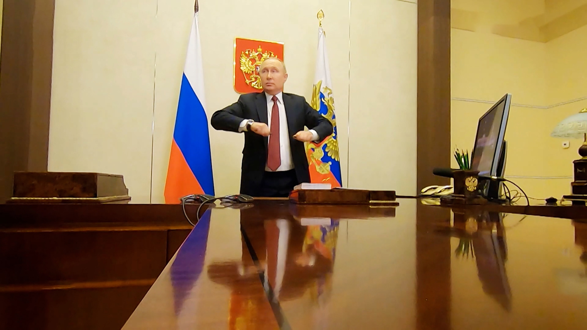 Совещания президента и настоятельный совет