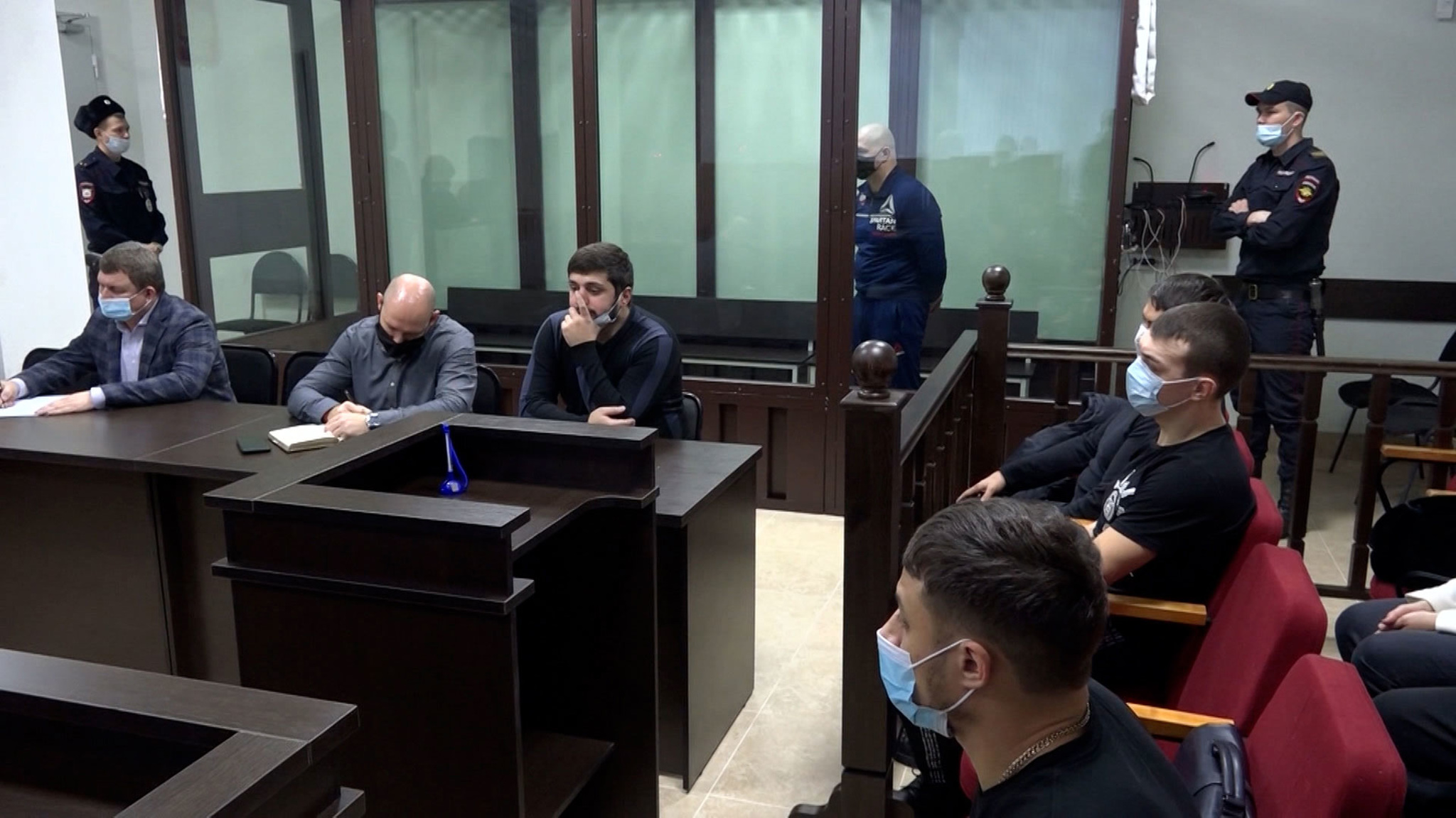Яма с водой, выстрел в лицо и гиря: как лечили наркозависимых в центре "Очаг"