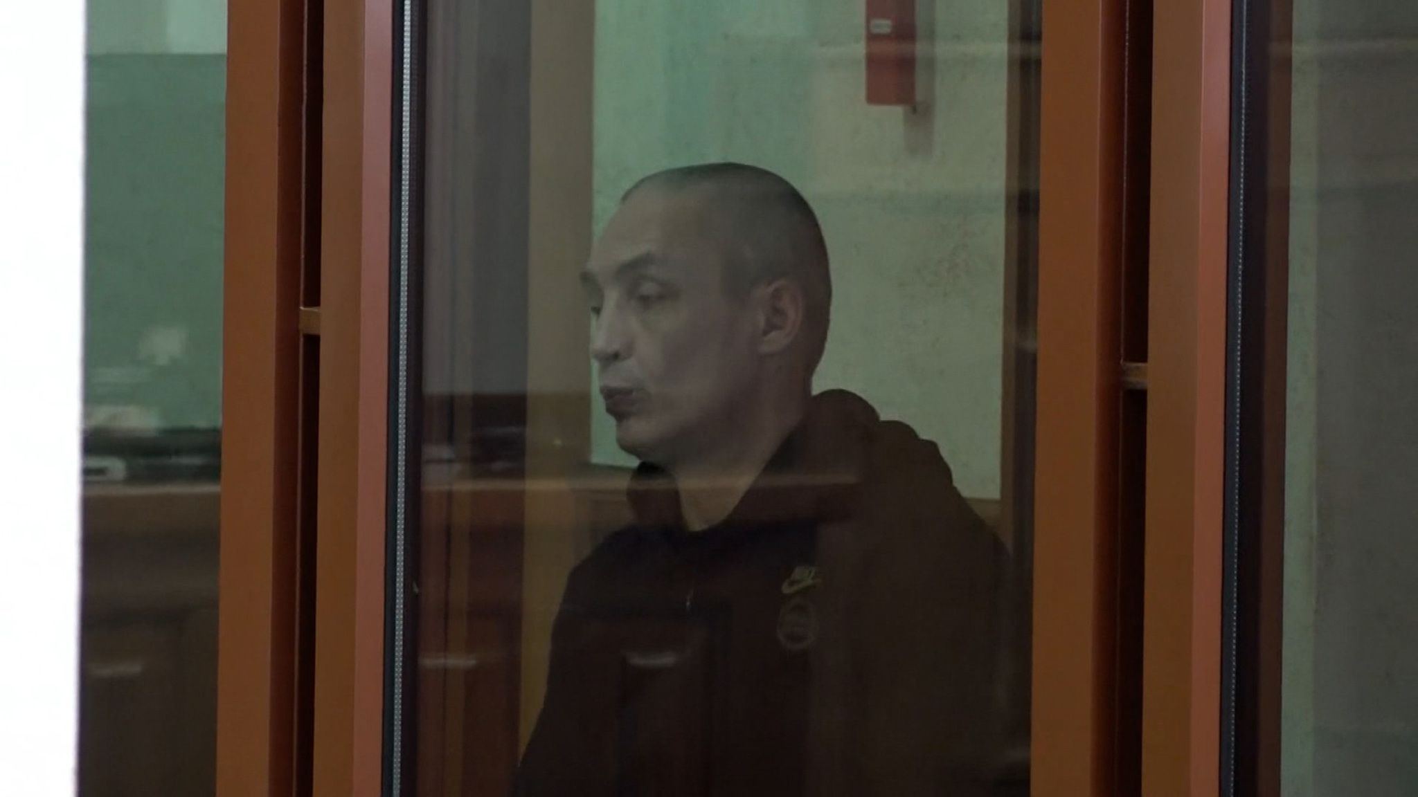 Пьяная стрельба по прохожим: экс-полицейский хочет ответить по всей строгости закона