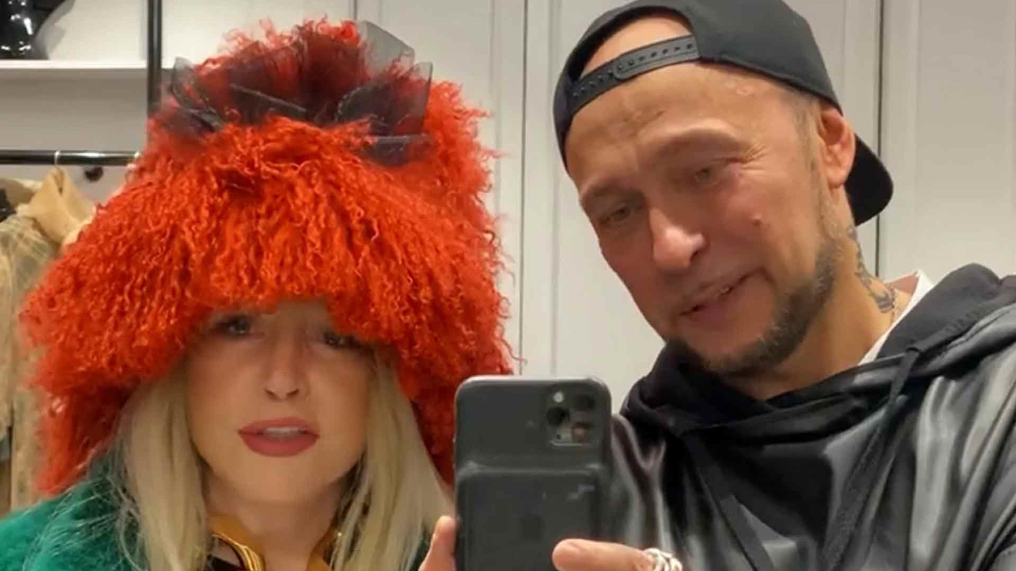 Алла Пугаечева примерила дерзкий образ от Игоря Гуляева