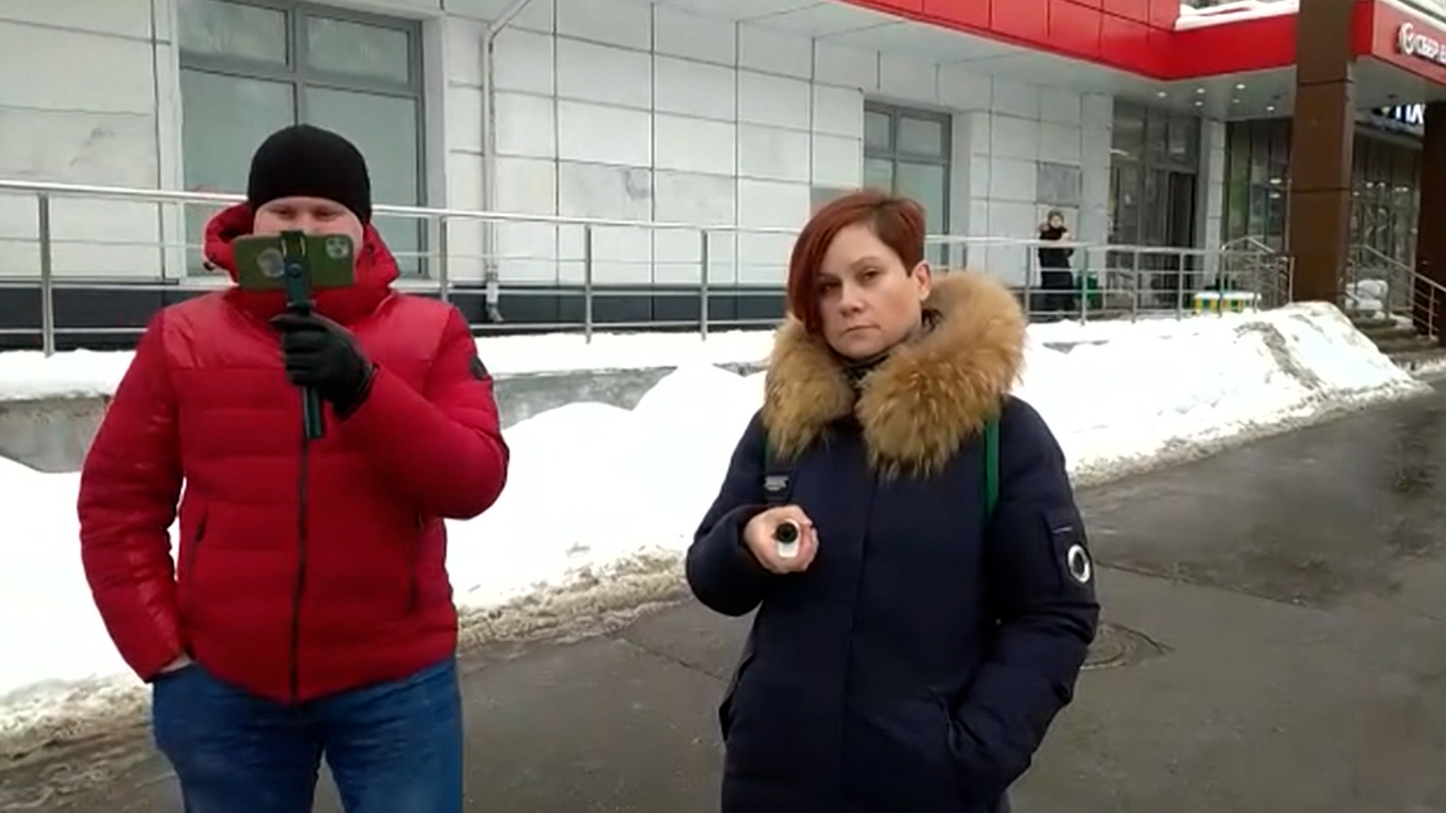Псевдообщественники прикрываются инвалидами и нападают на людей