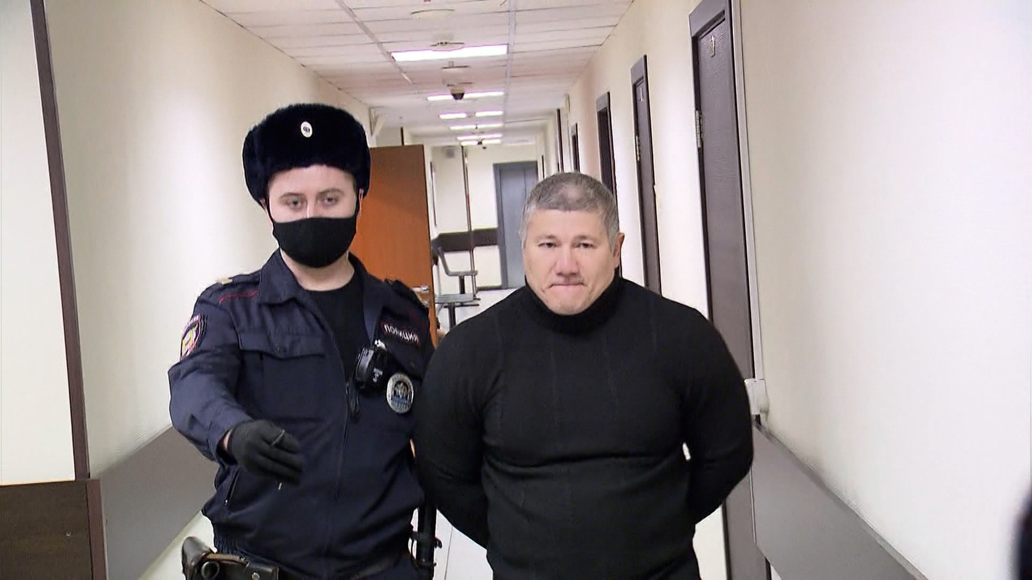 Охранник, напавший на журналистку "Дежурной части", предстал перед судом