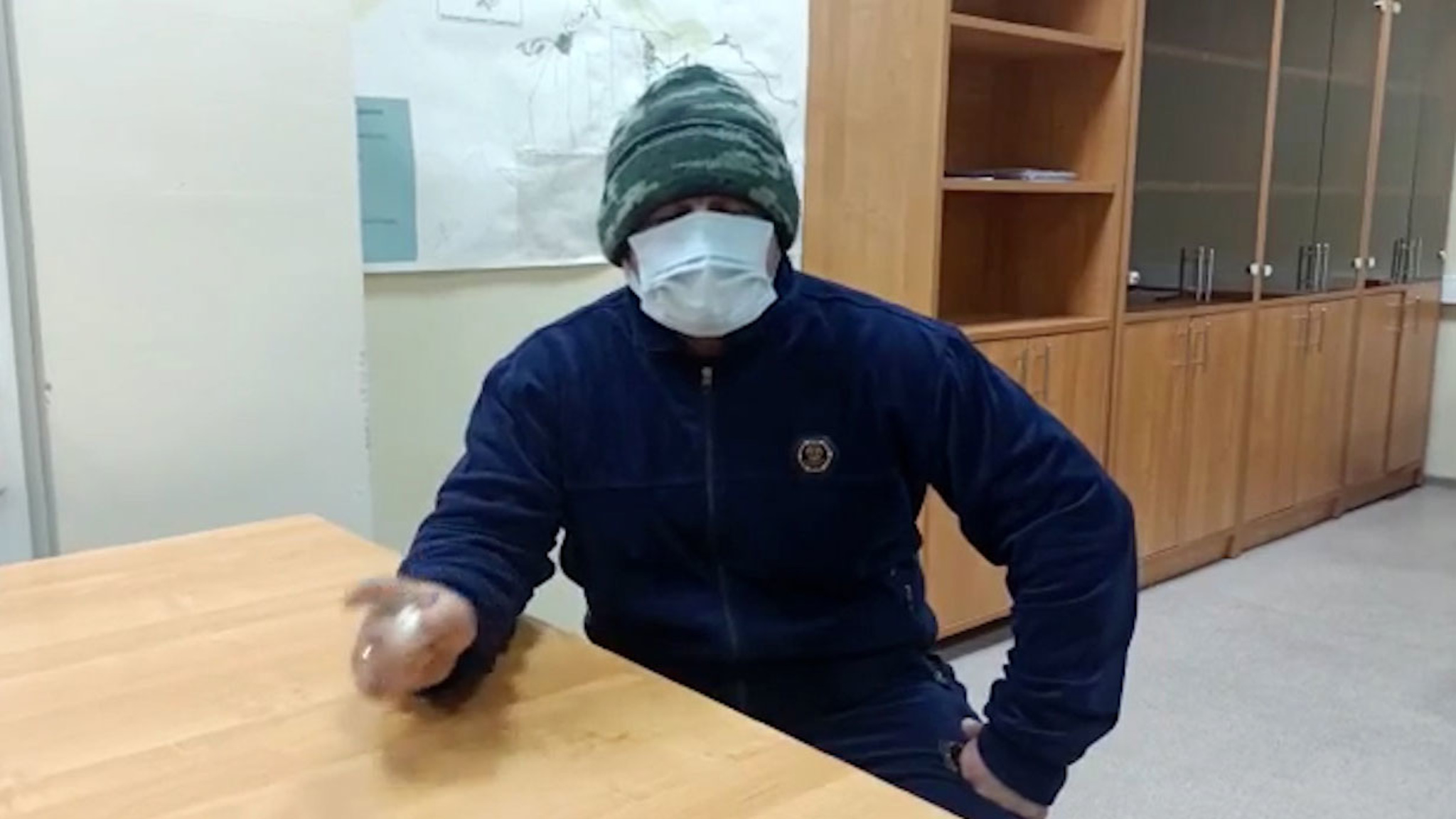 Полиция задержала водителя, ехавшего по набережной в Сириусе