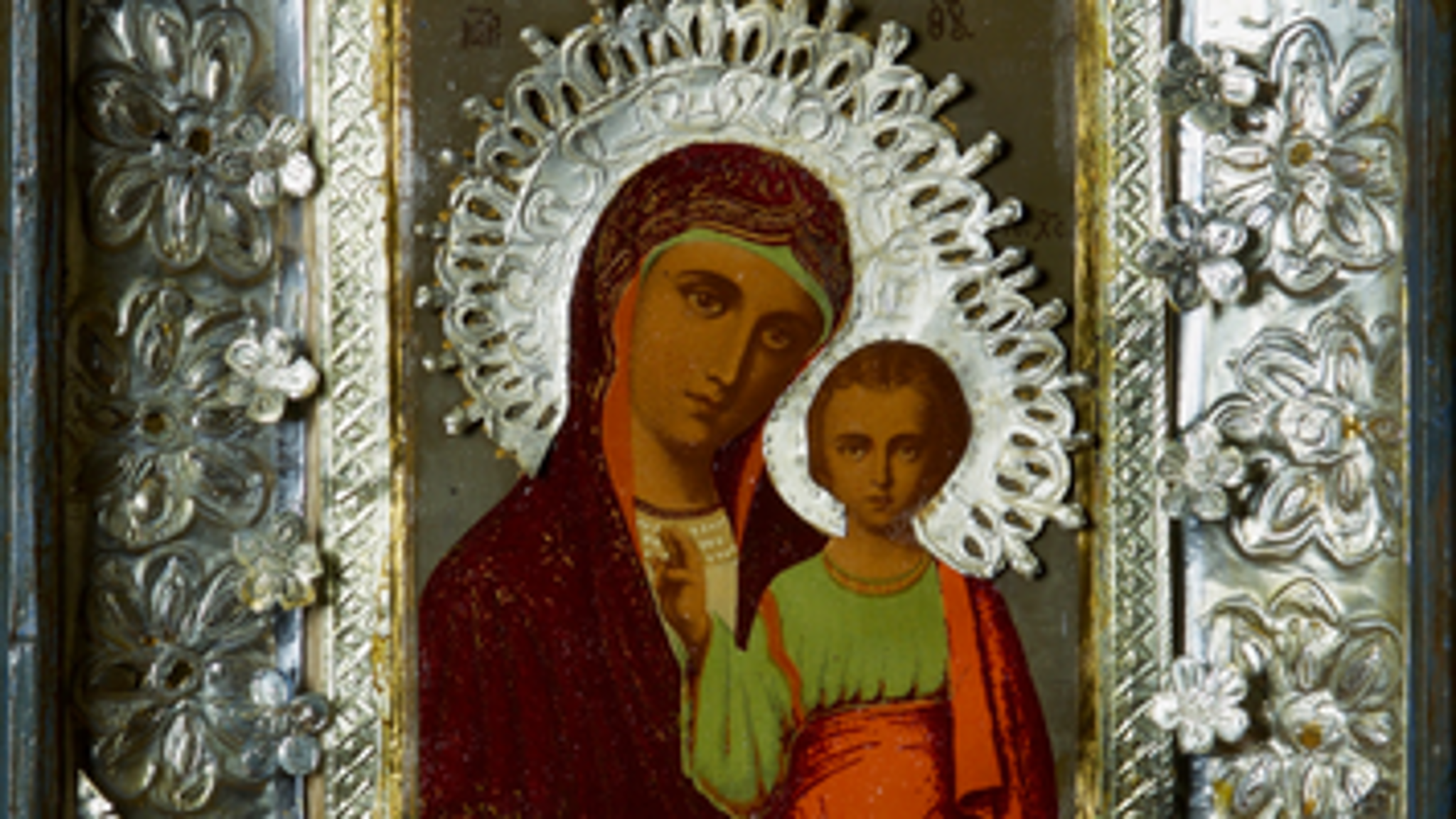 Иконы времен Советского Союза представили на выставке в РГГУ