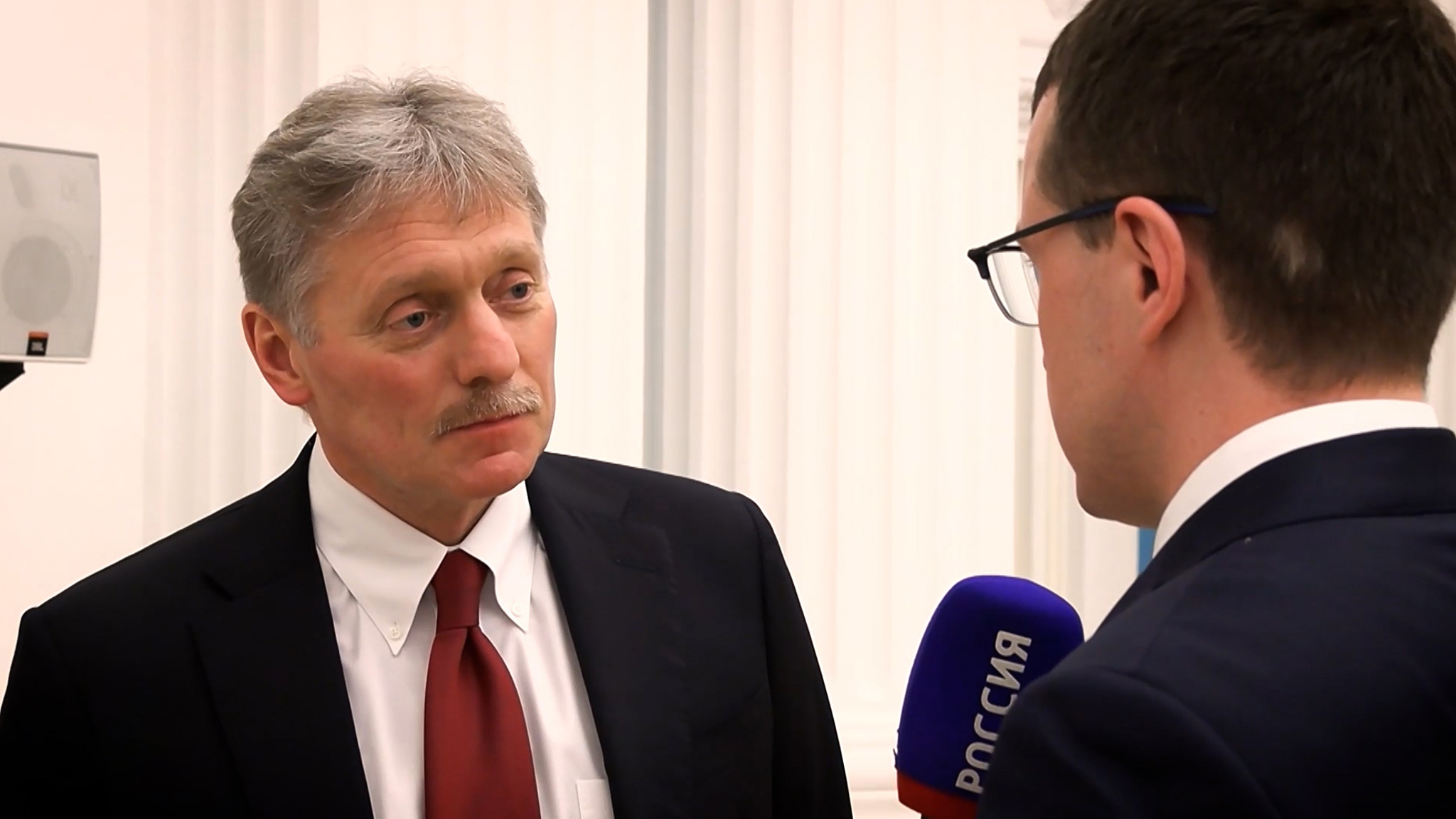 Песков поделился теорией заговора