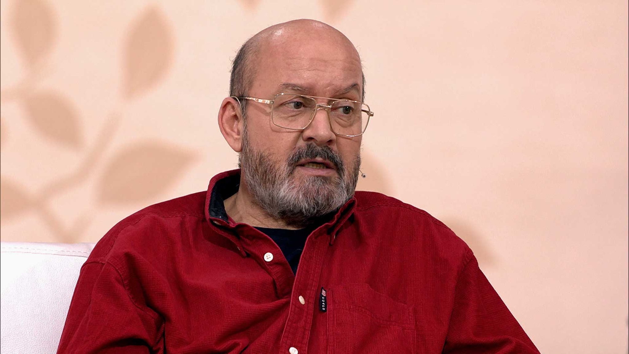 Актер Вячеслав Гришечкин объяснил, почему не поехал на похороны отца