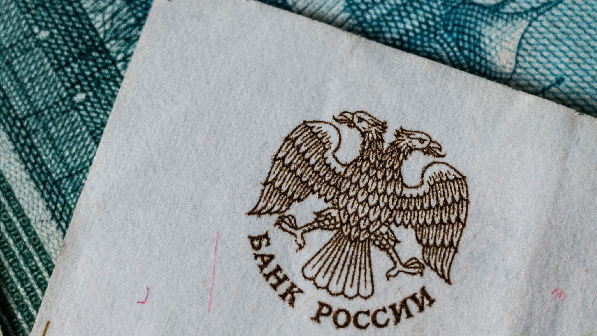 Россия ведет переговоры с ключевыми иностранными партнерами по безопасному расчету в нацвалютах