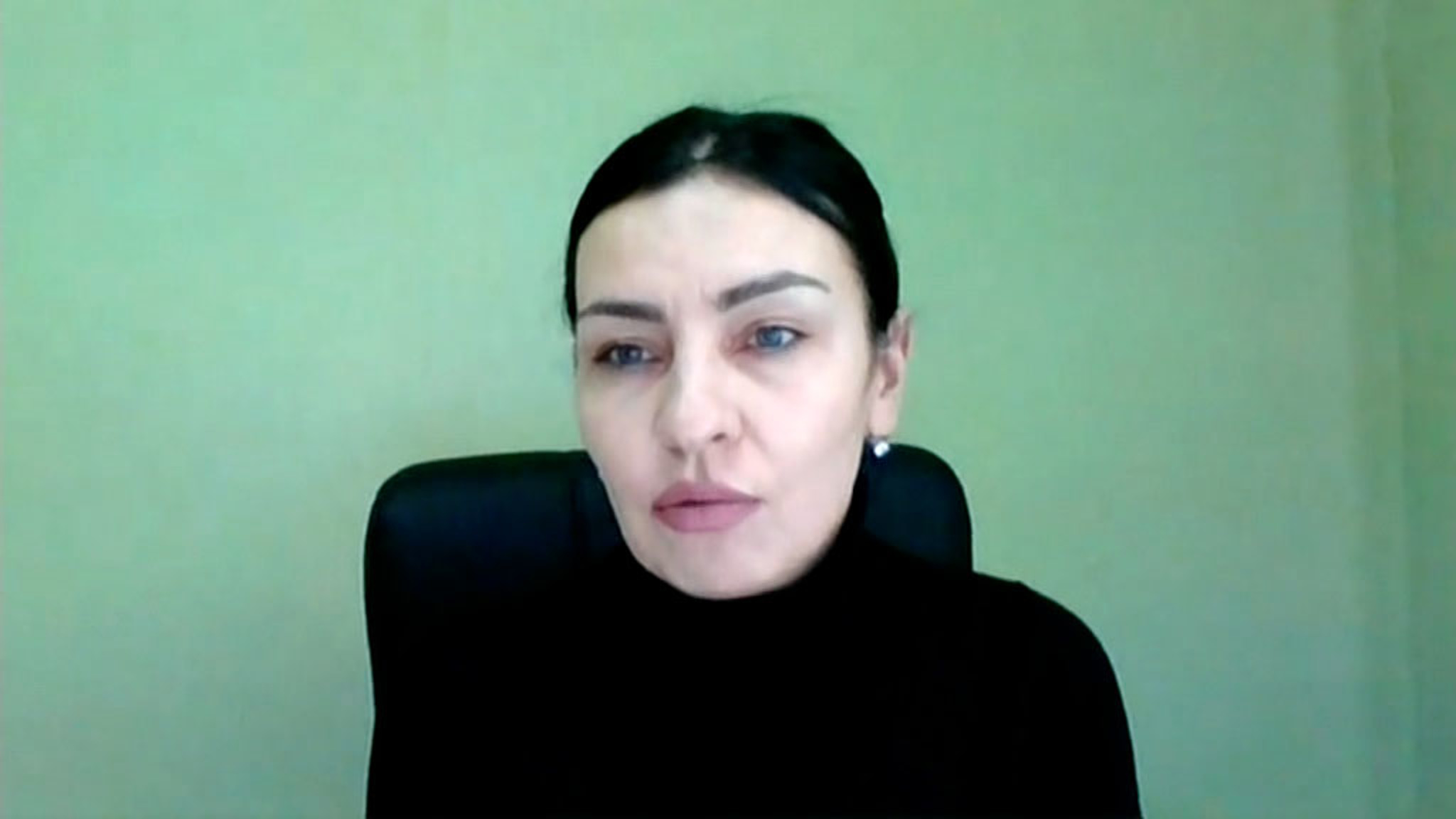 Нацбаты отбирают у людей гуманитарную помощь