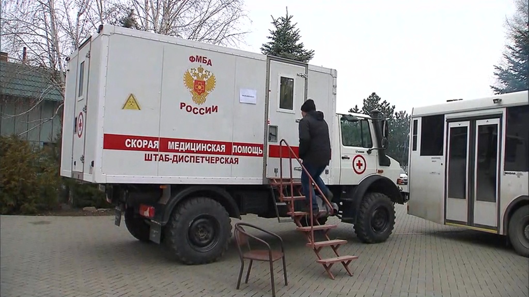 Россия доставила гуманитарную помощь на Украину