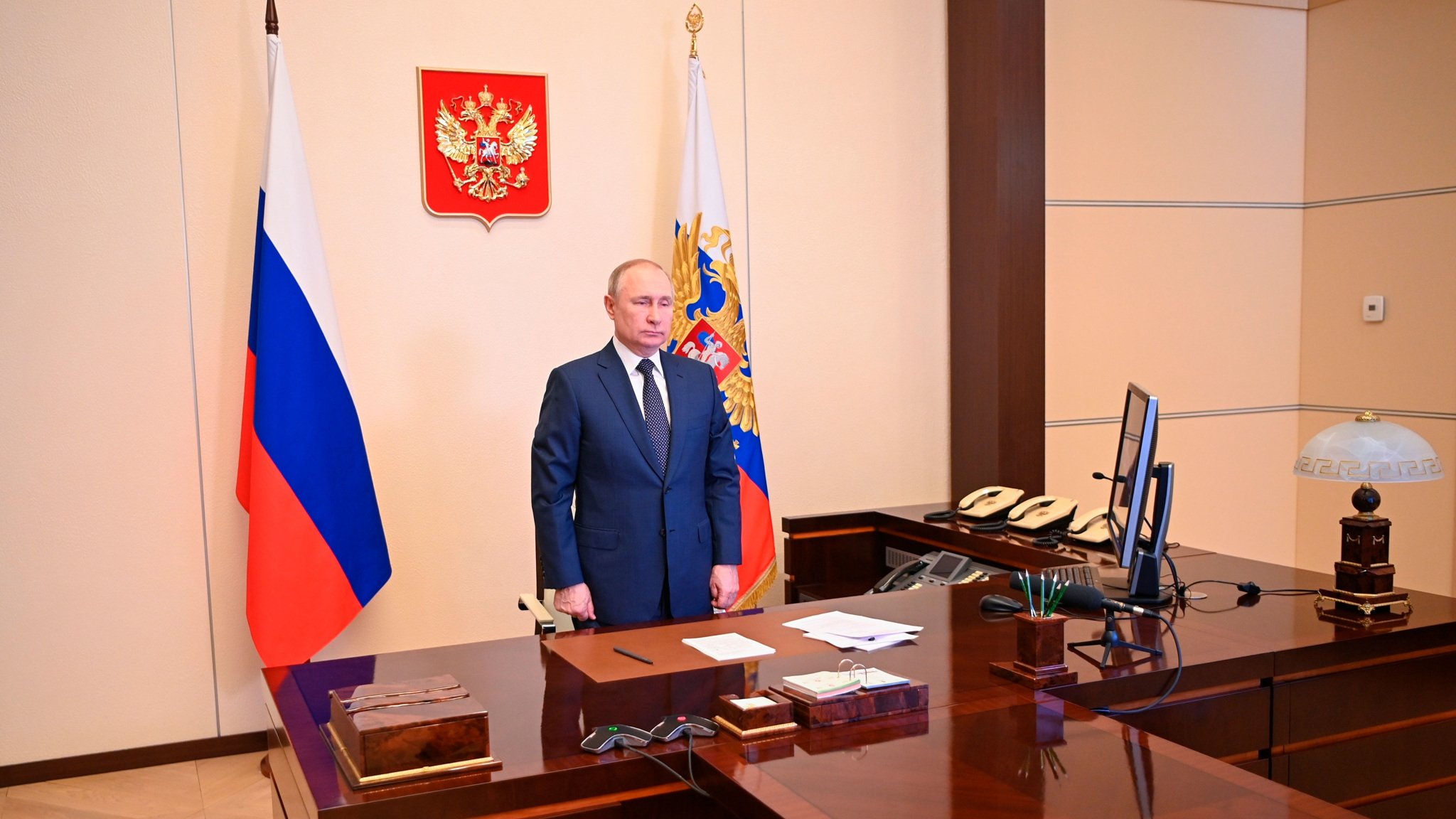 Владимир Путин подписал указ о применении специальных экономических мер