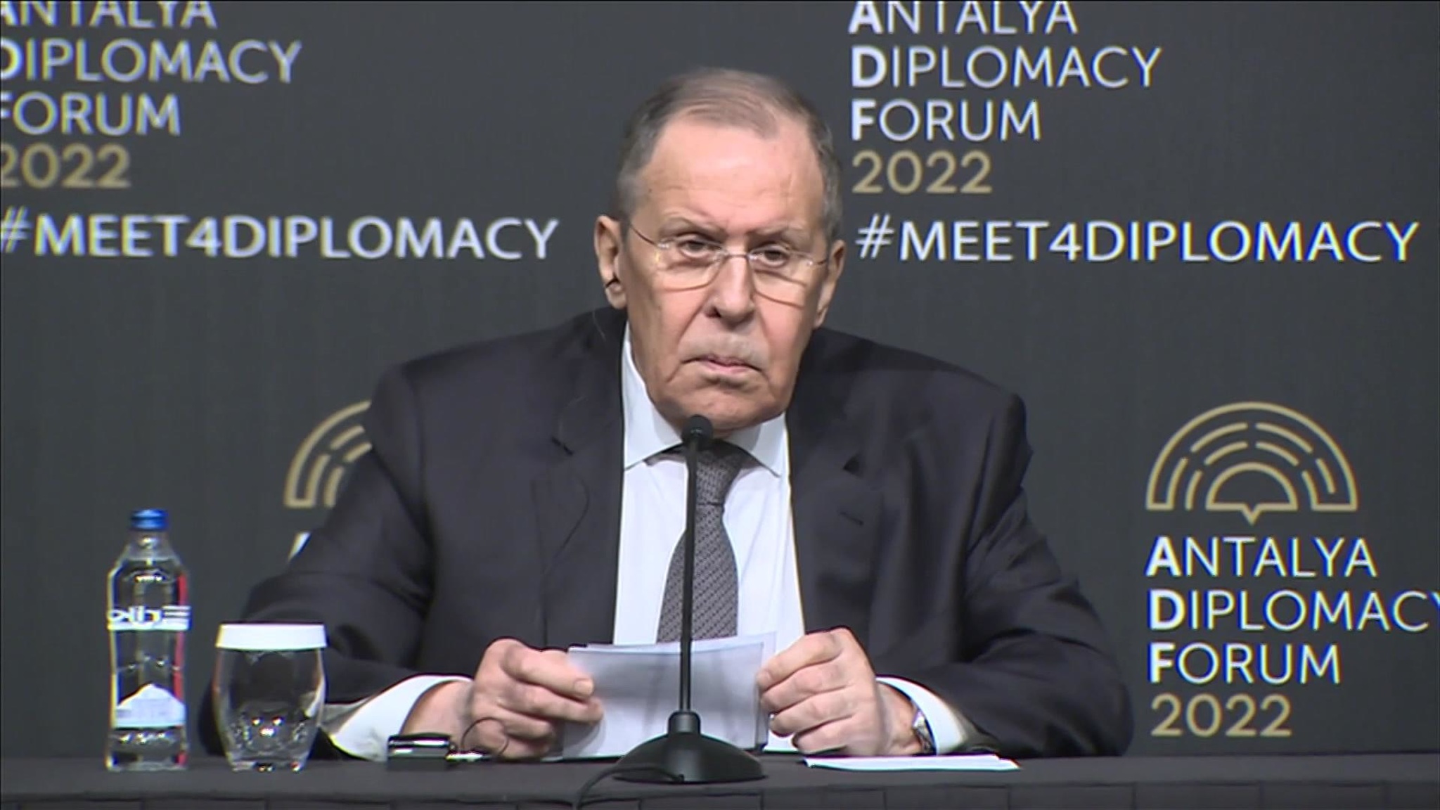 Лавров: западное оружие может попасть к террористам