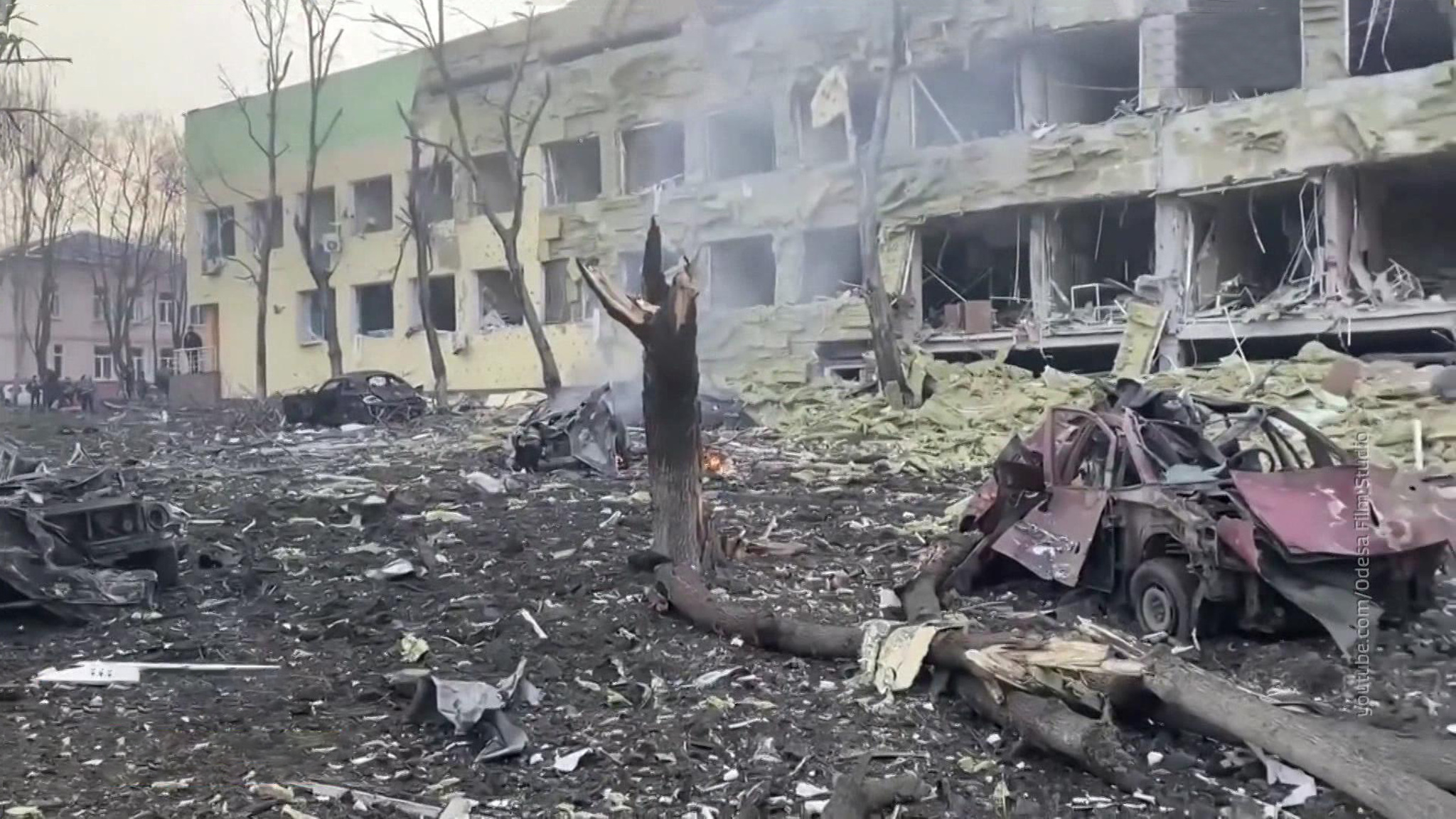 Артобстрел без разрушений и пожар без дыма: эксперты разоблачают фейки