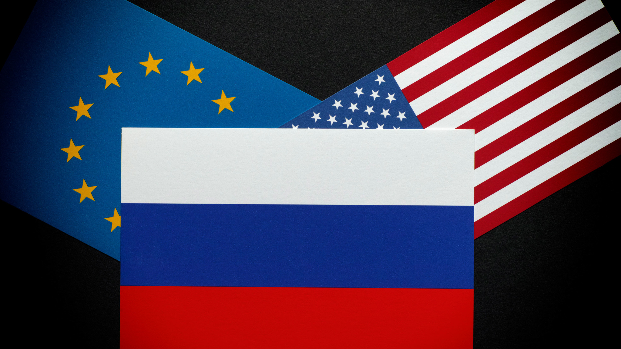 Как Европа и Америка охотятся за русскими активами