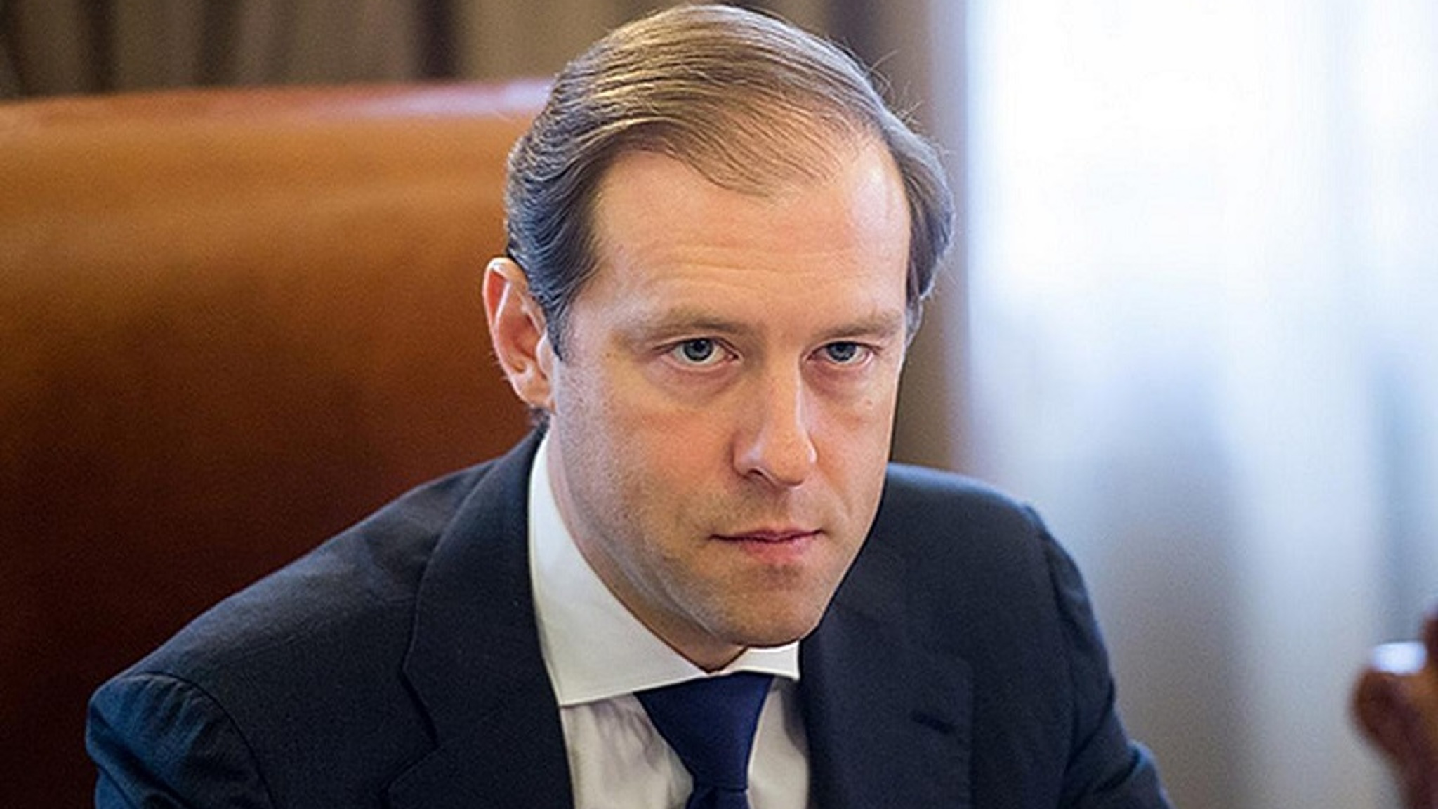Мантуров: сотрудничество по "Суперджету" заморозили вместе с нашими авансами