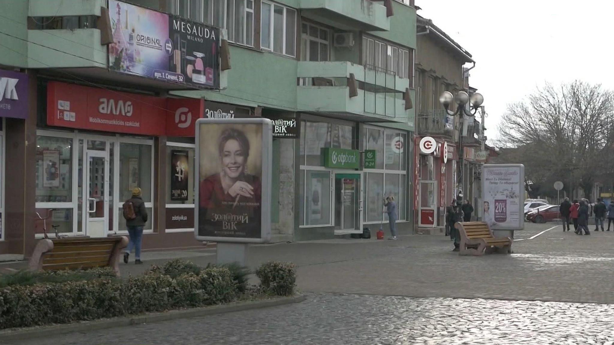 Польша сворачивает дипломатию
