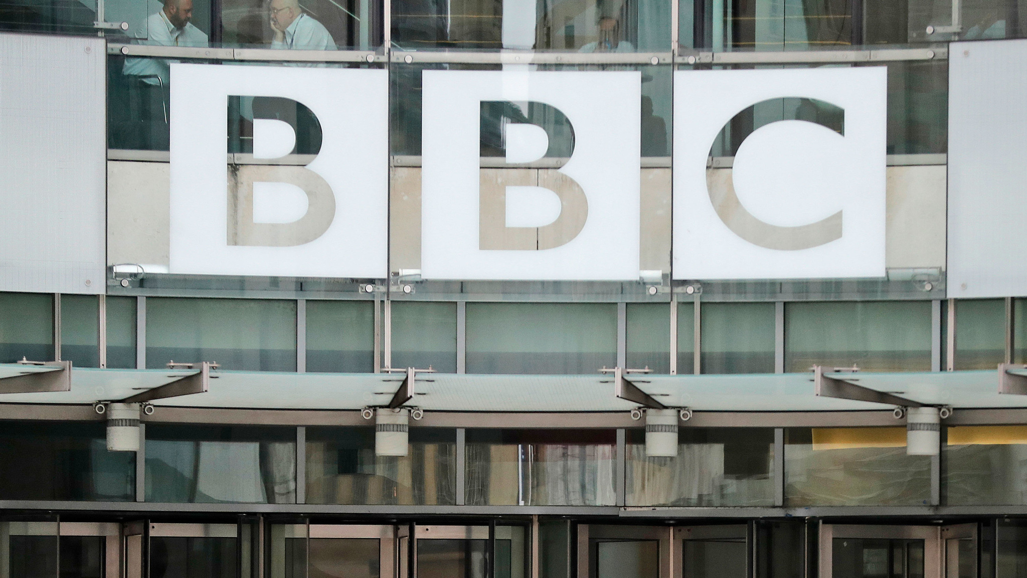 В BBC объяснили исчезновение популярных сериалов с российских платформ