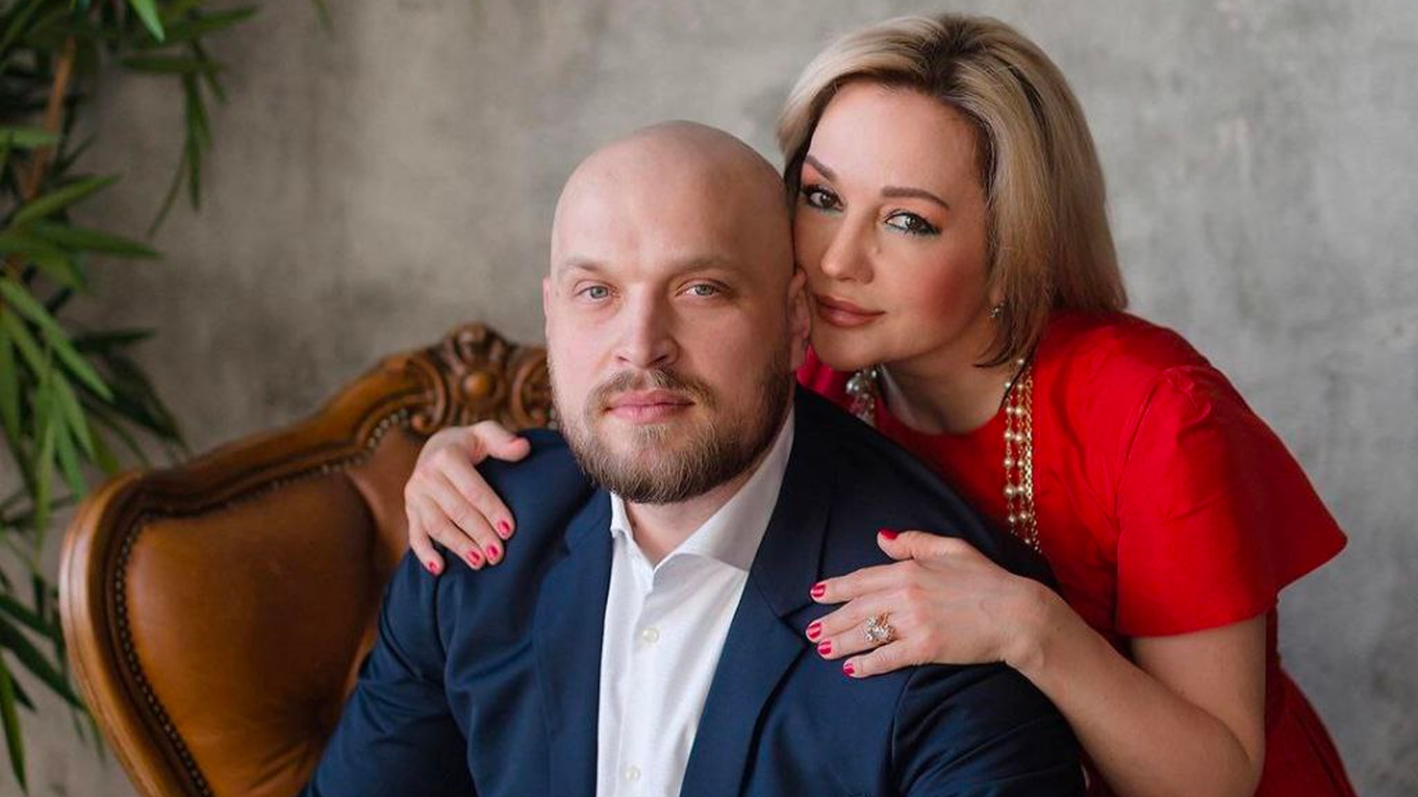 "Беременна?": в Сети обсуждают новые фото Татьяны Булановой с молодым бойфрендом