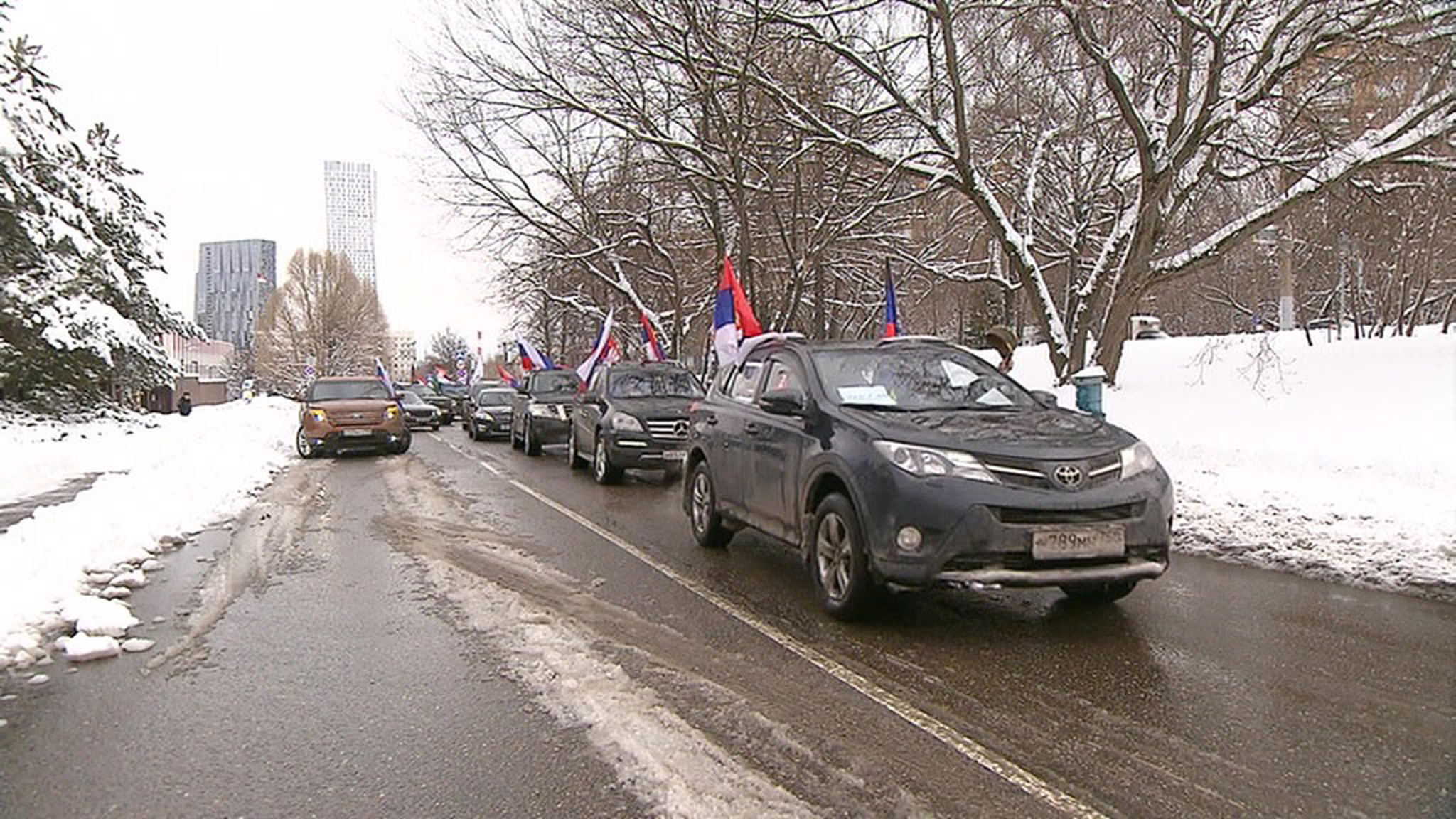 В Салониках и Нью-Йорке устроили акции в поддержку России