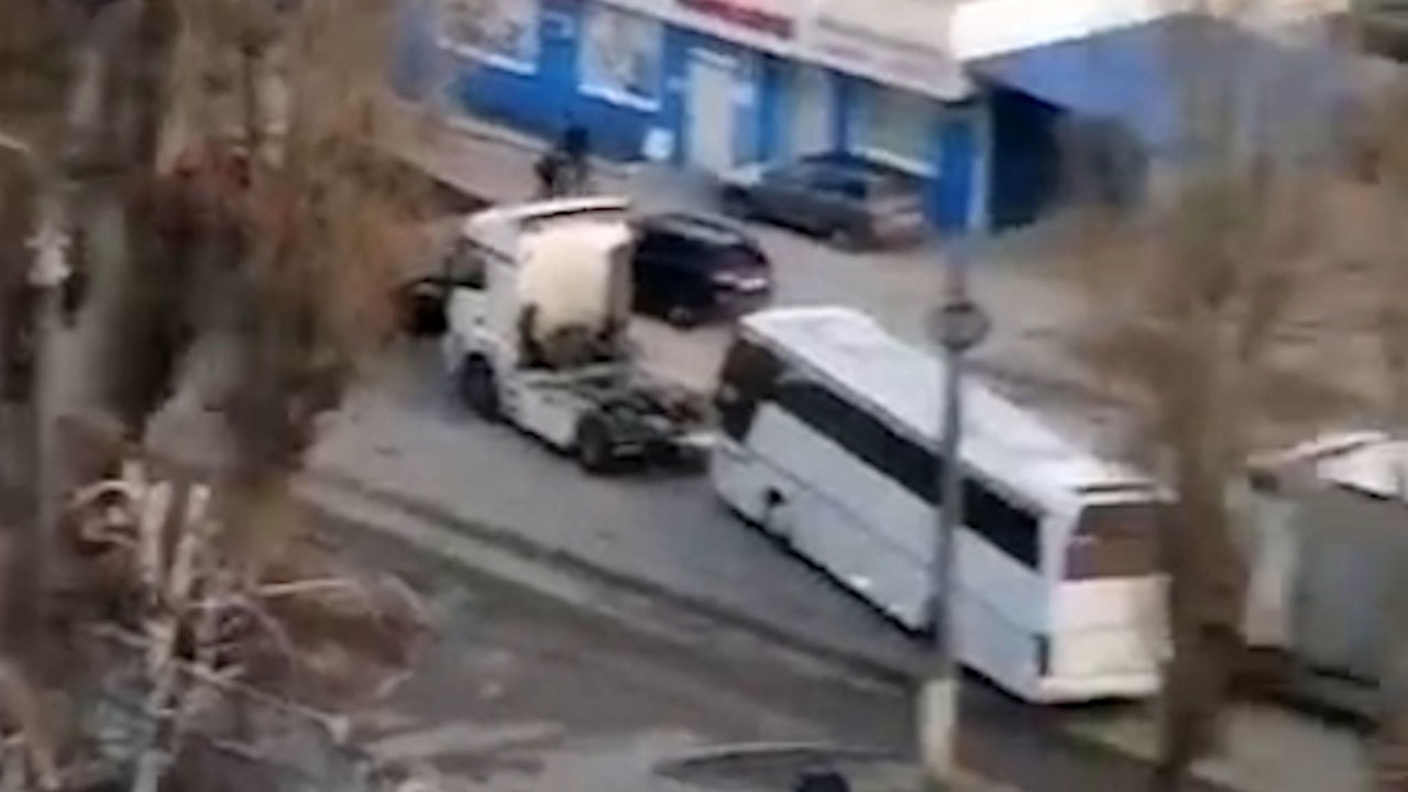 Движение транспорта заблокировано в Воронеже из-за массового ДТП