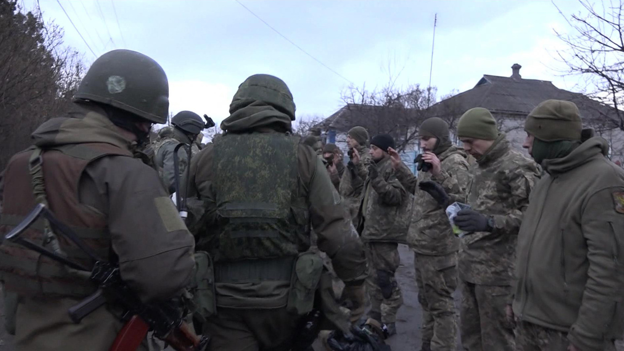 Виртуозная операция: 270 украинских морских пехотинцев сдались в плен