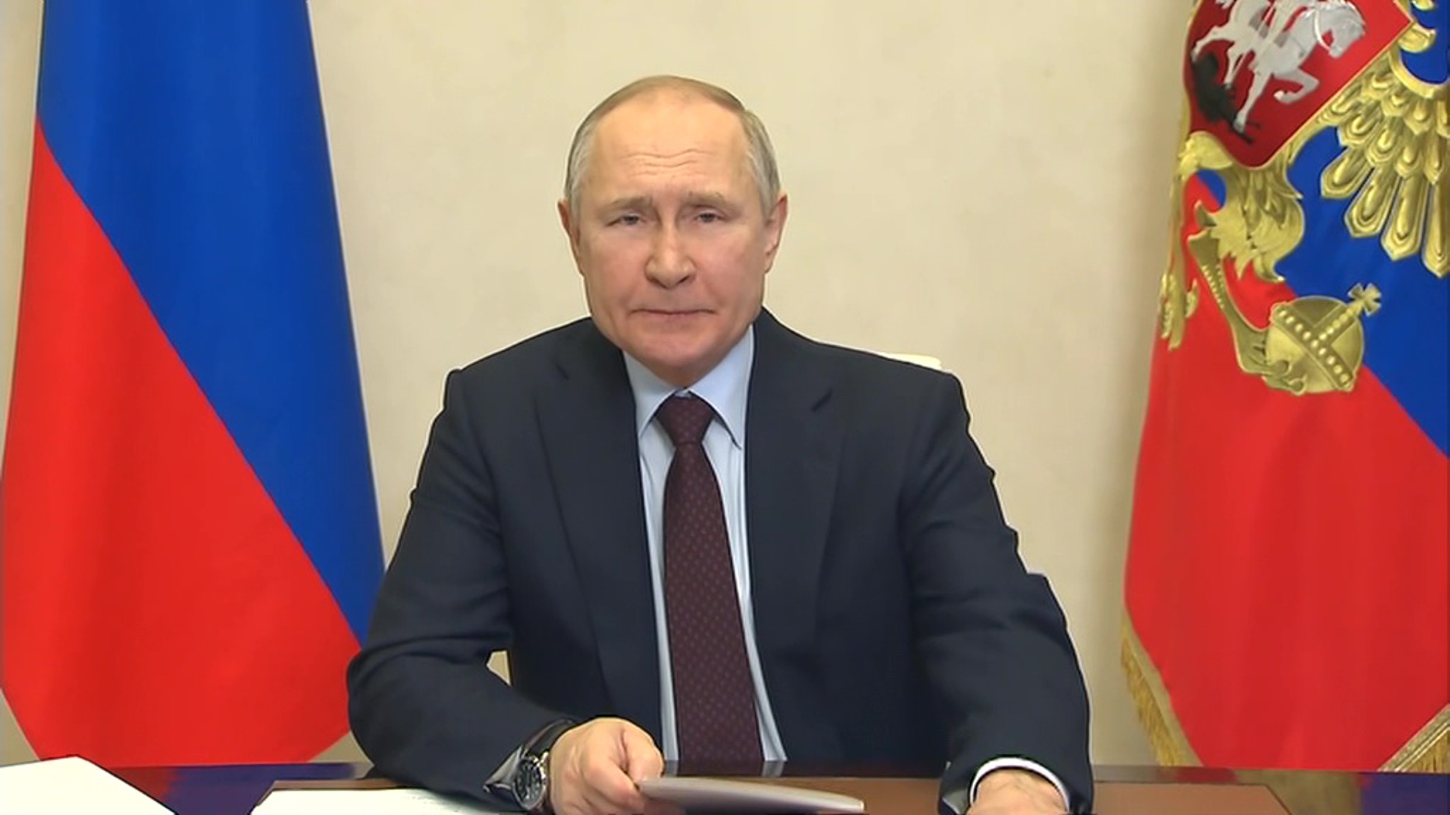 Владимир Путин провел совещание по развитию Арктической зоны