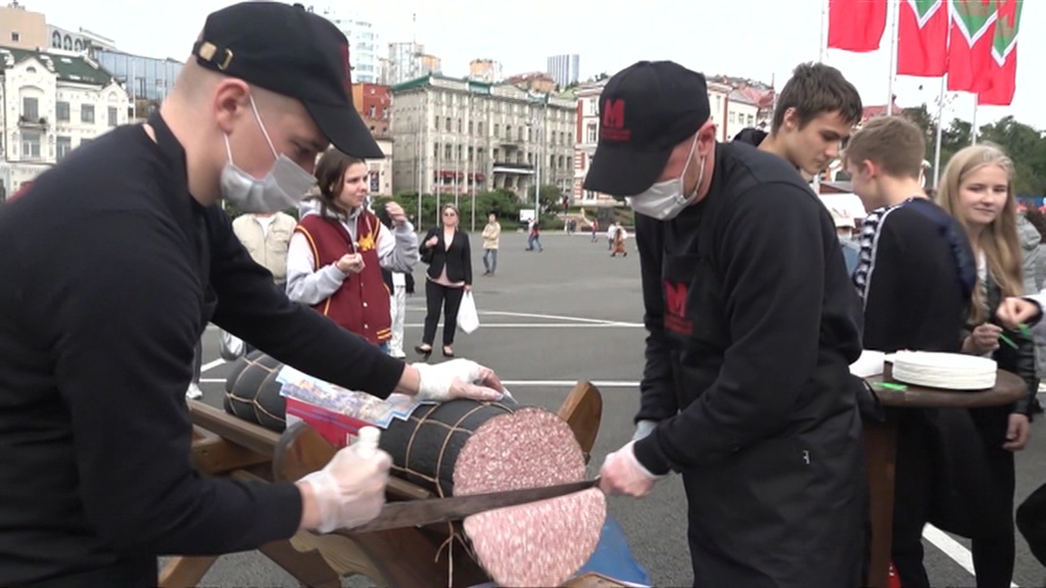 Лукашенко побывал на острове Русский по рекомендации Путина