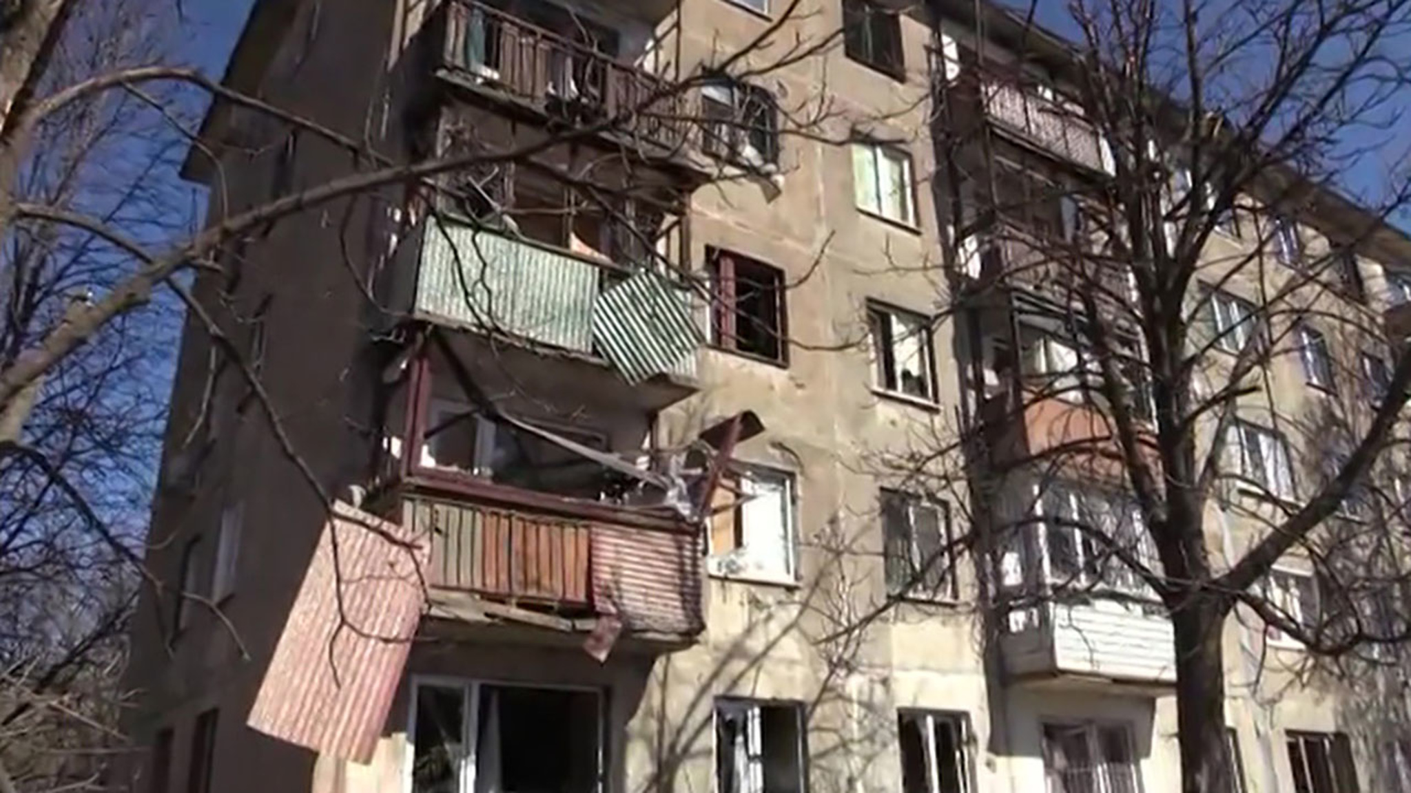 Украинские силовики обстреляли города ЛНР