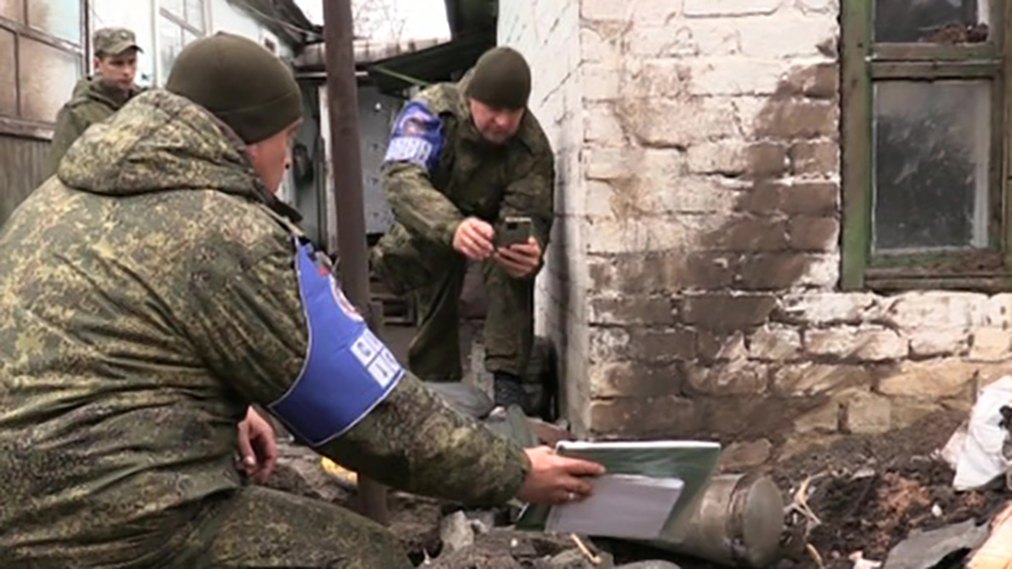Ясиноватую обстреливают со стороны Авдеевки из тяжелого вооружения