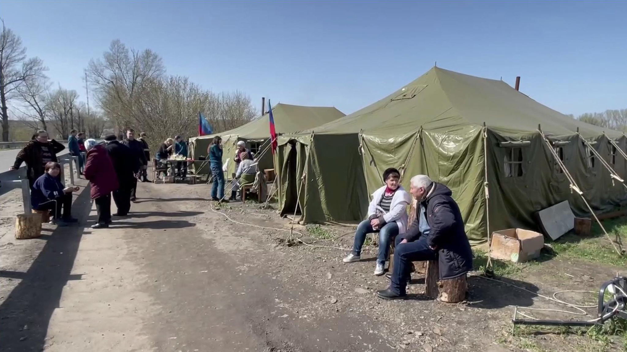 Разрывы мин и снарядов: украинская артиллерия усиливает обстрелы