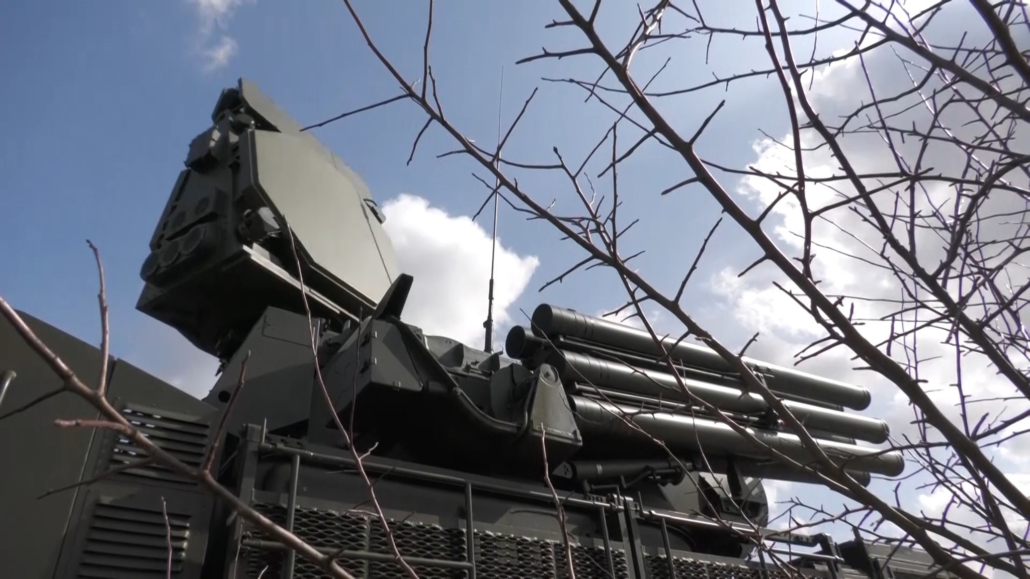 Российская авиация уничтожила 44 военных объекта Украины