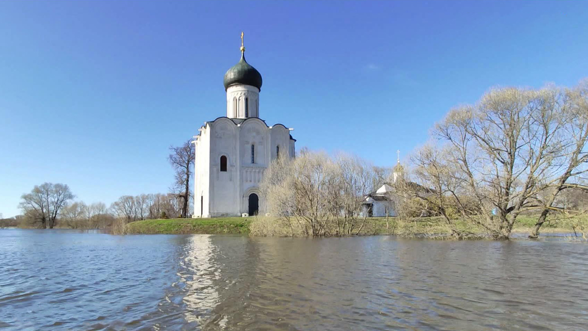 Храмы Покрова Богородицы: Церковь Покрова на Нерли