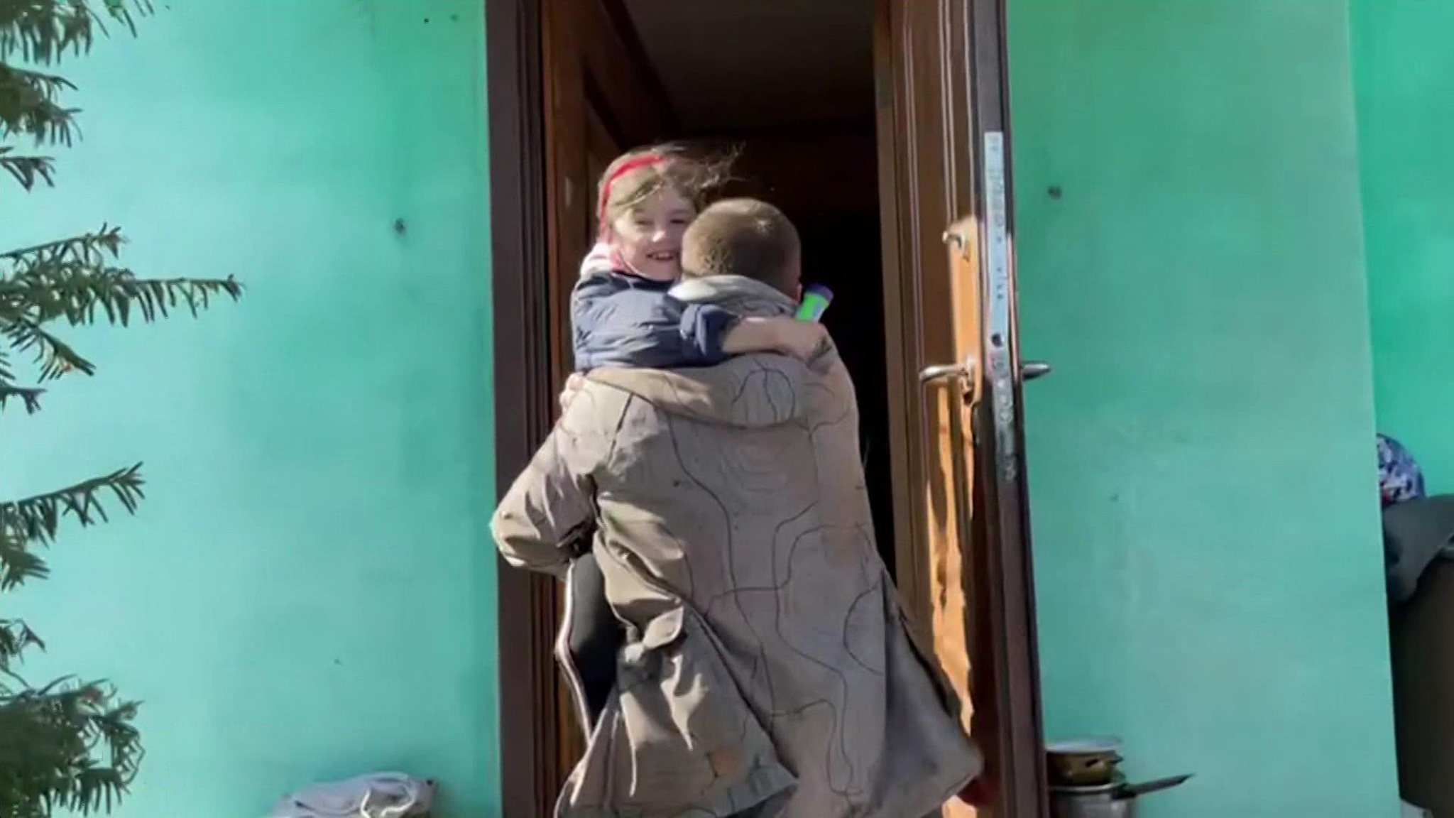 Мариуполь: мирные жители освобождены, боевики заблокированы