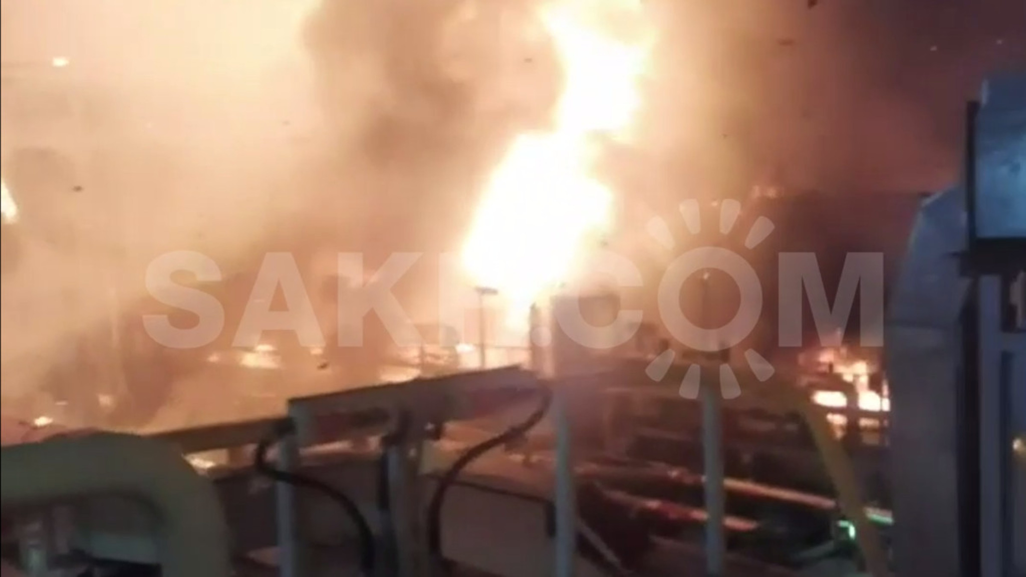 В Сети публикуют кадры, предположительно, с места пожара на сахалинской ГРЭС