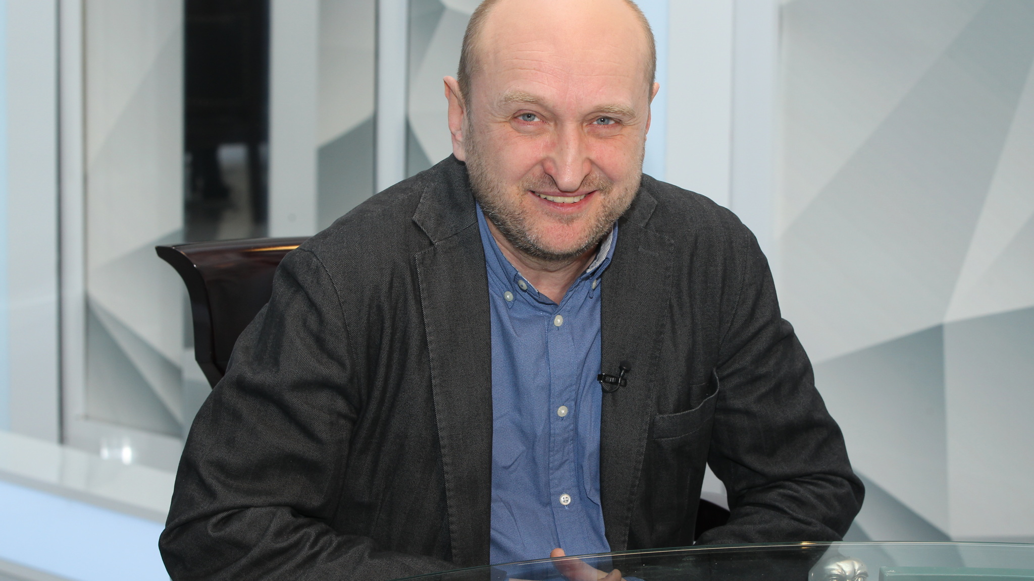 65 лет Сергею Женовачу
