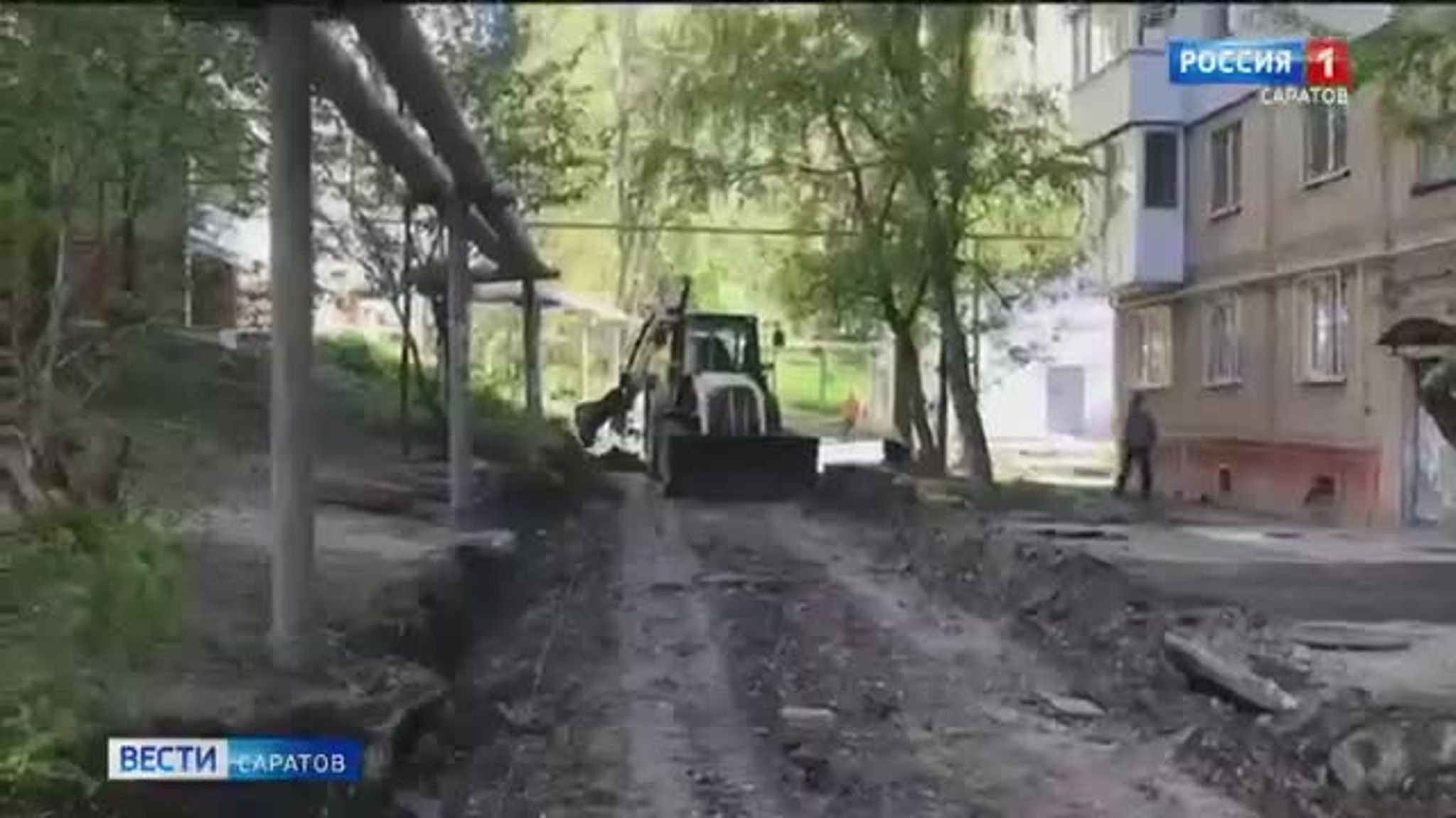 Во Фрунзенском и Ленинском районах Саратова начался ремонт дворов