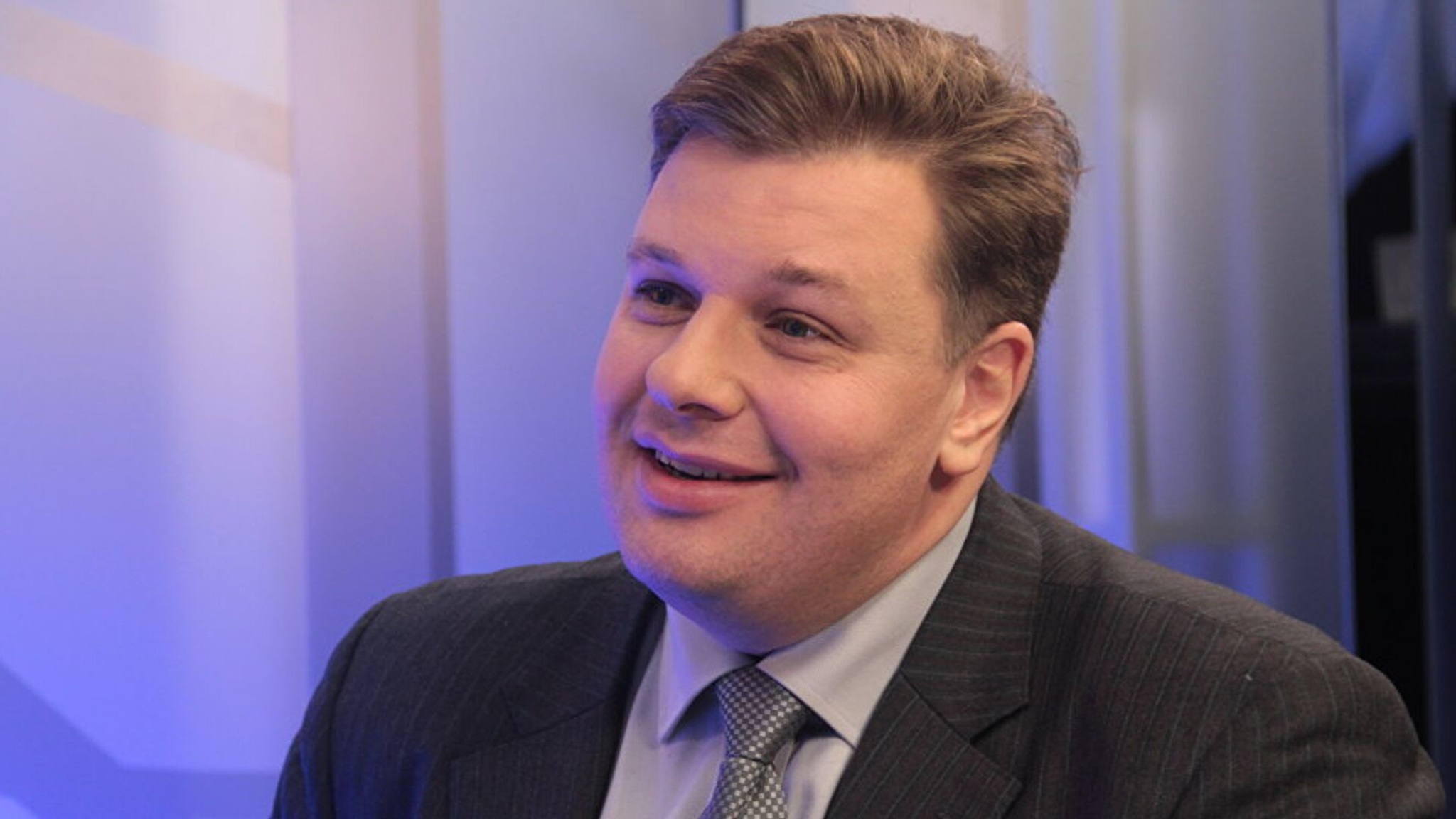 Судаков: страны НАТО склонили голову перед США