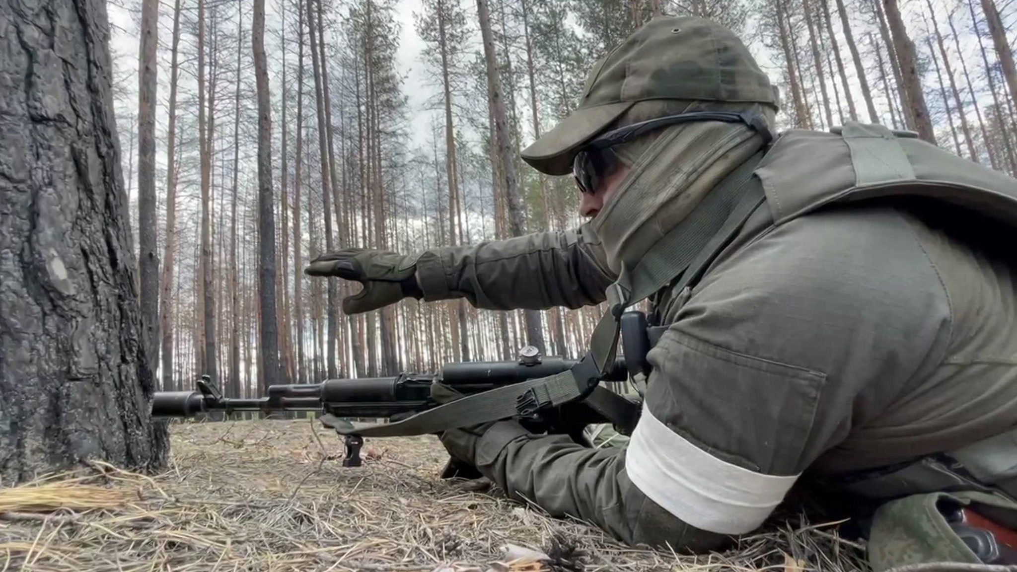 На разведку с луганскими военными. Эксклюзивный репортаж