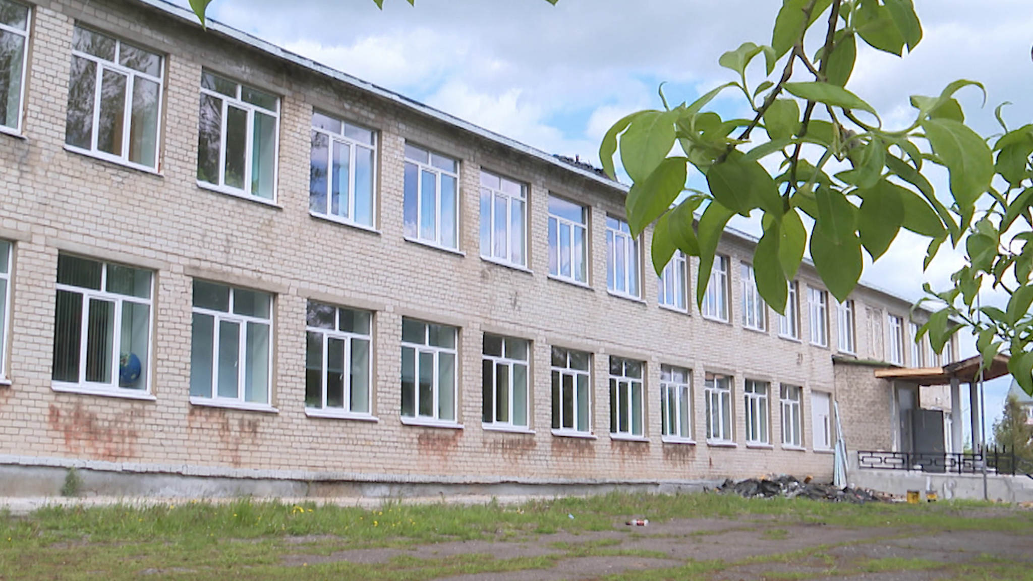В Мичуринской школе Даниловского района идет капитальный ремонт