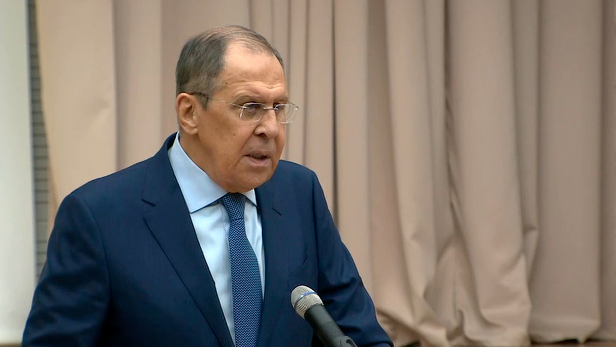 Лавров рассказал, как Запад пытается разрушить православие
