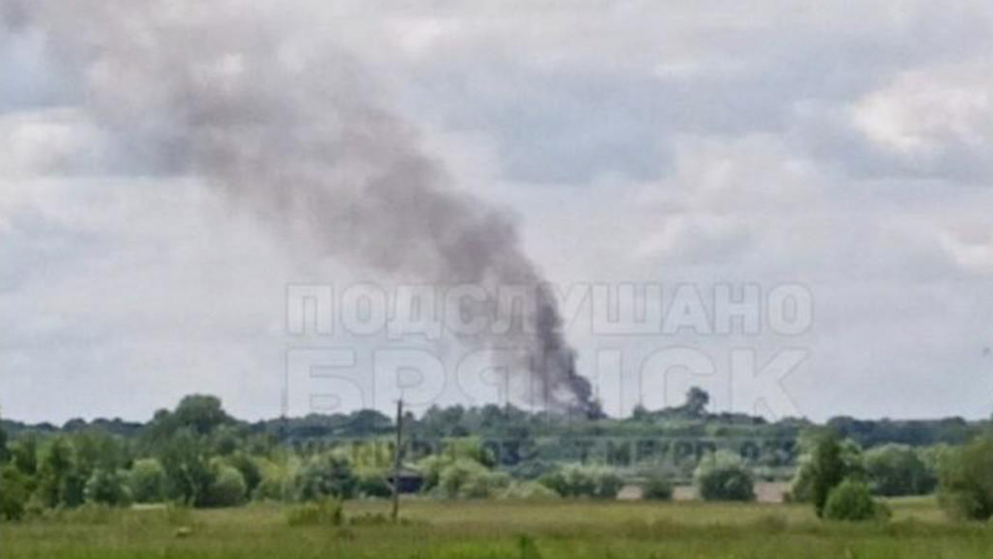 После обстрела ВСУ в брянском поселке загорелись два дома