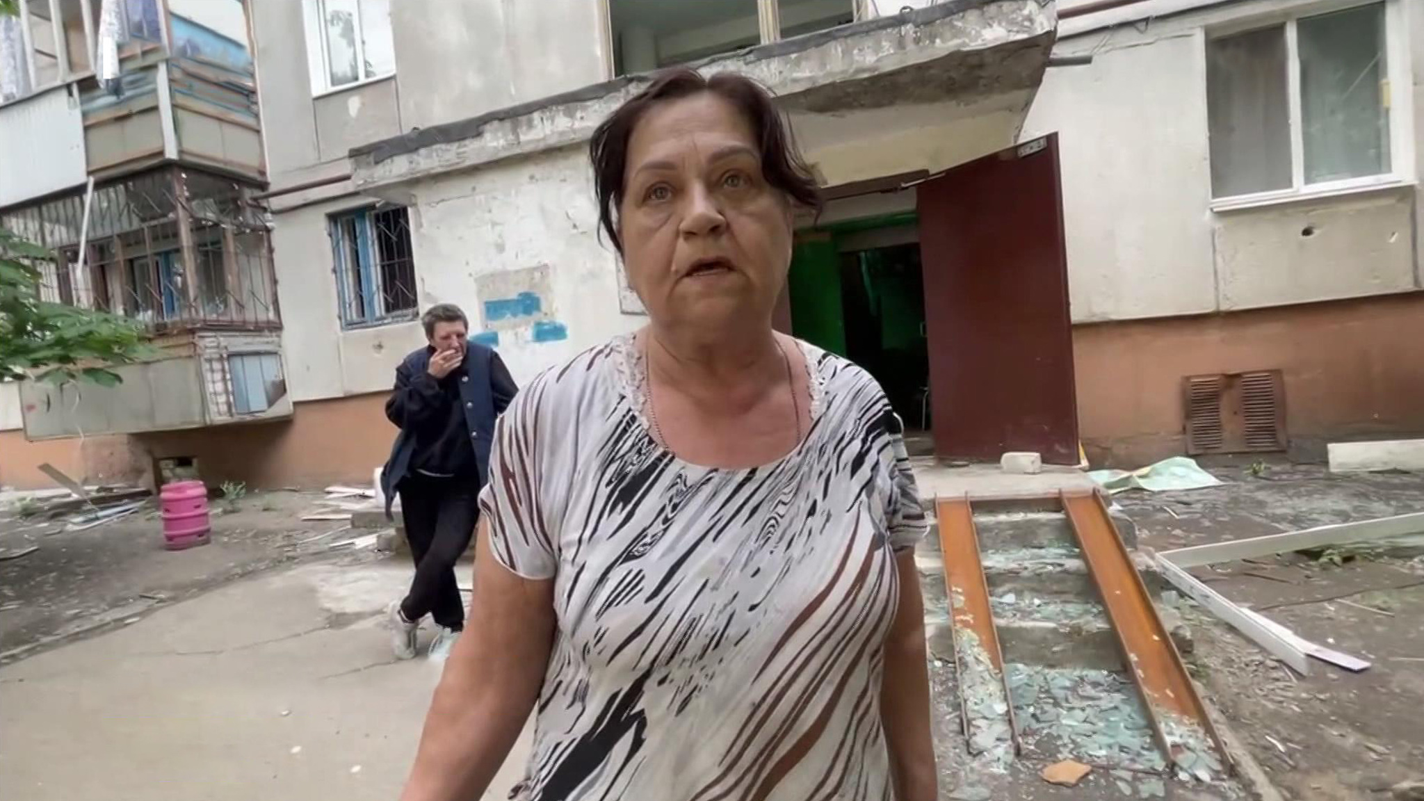 Националисты разграбили Северодонецк до основания