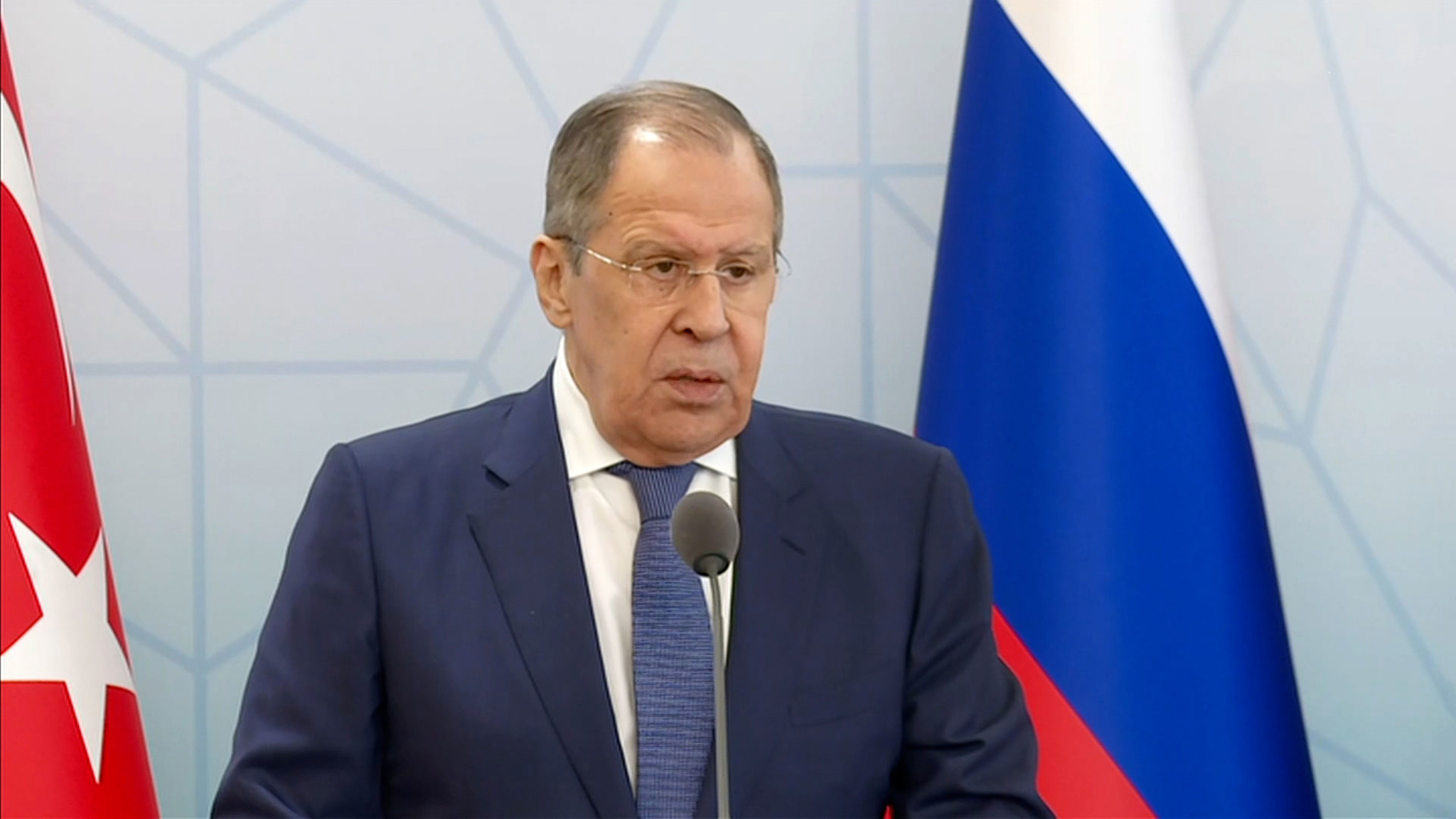 Глава МИД РФ: спецоперация достигает поставленных задач