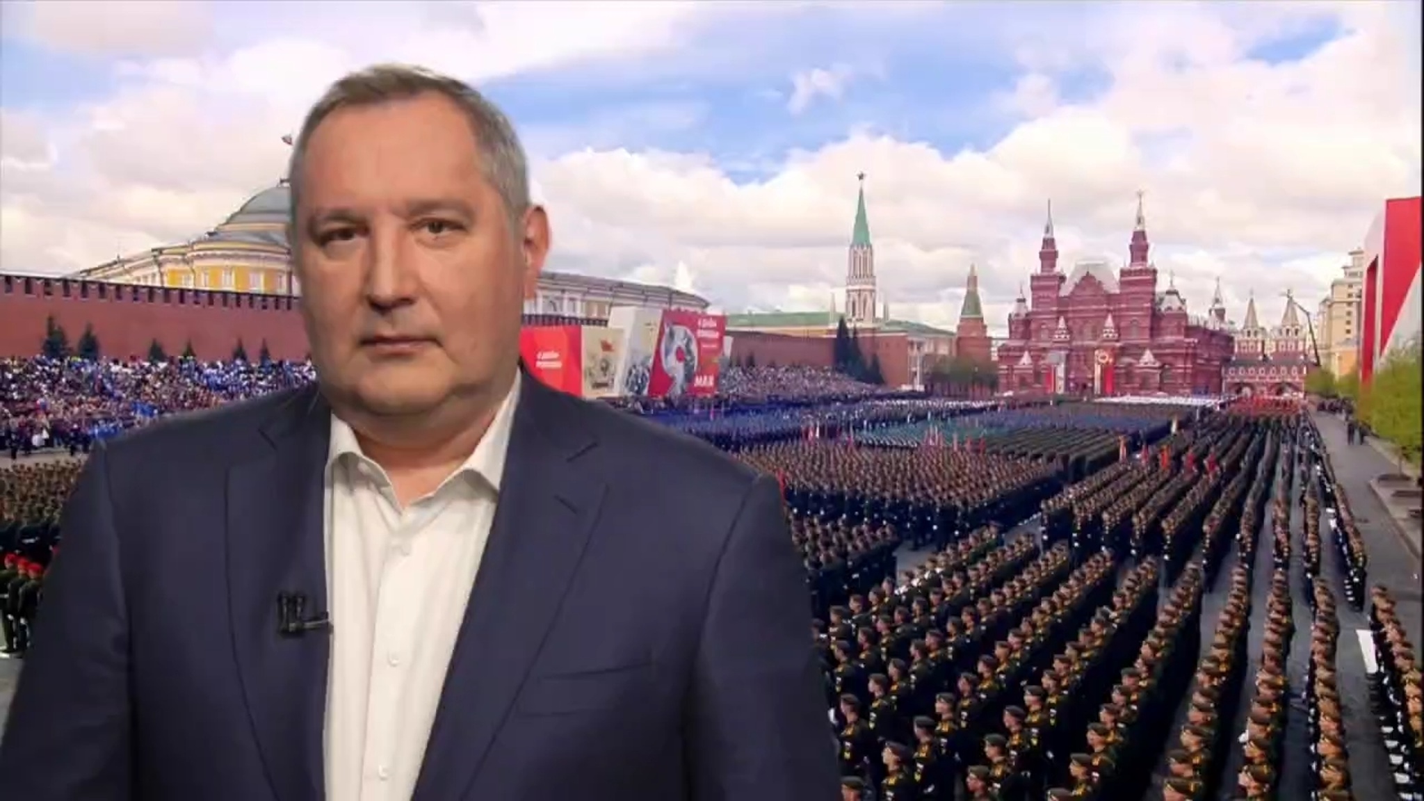 "Всех люблю на свете я". Рогозин зачитал стихотворение на фоне "Сармата"
