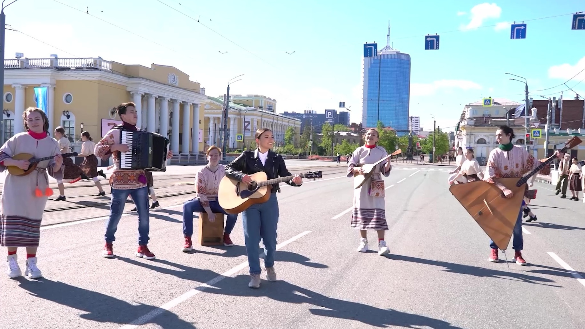 Финалистов песенного марафона "С чего начинается Родина" наградили в Челябинске