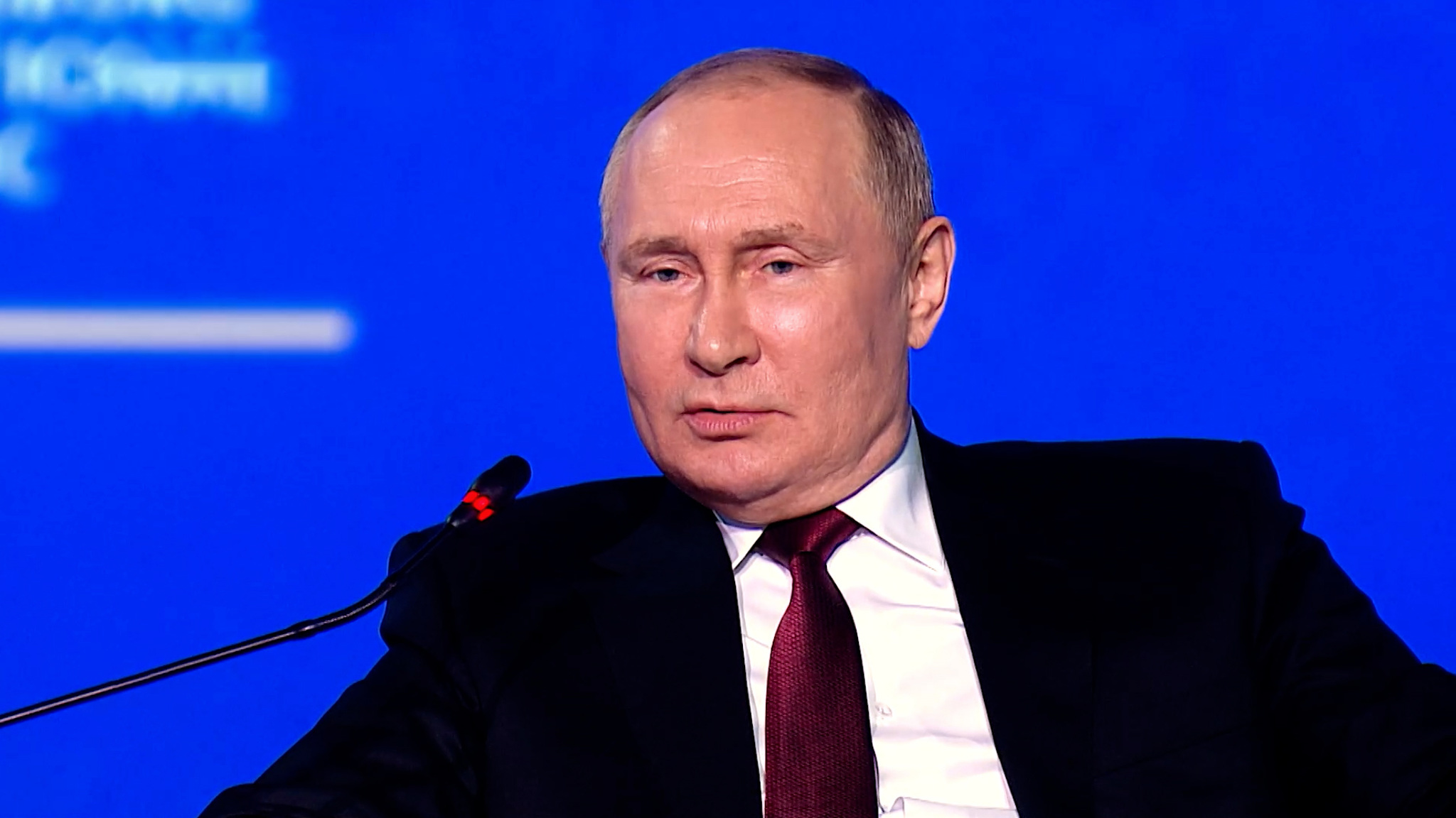 Отключение от SWIFT: что говорят в российских банках