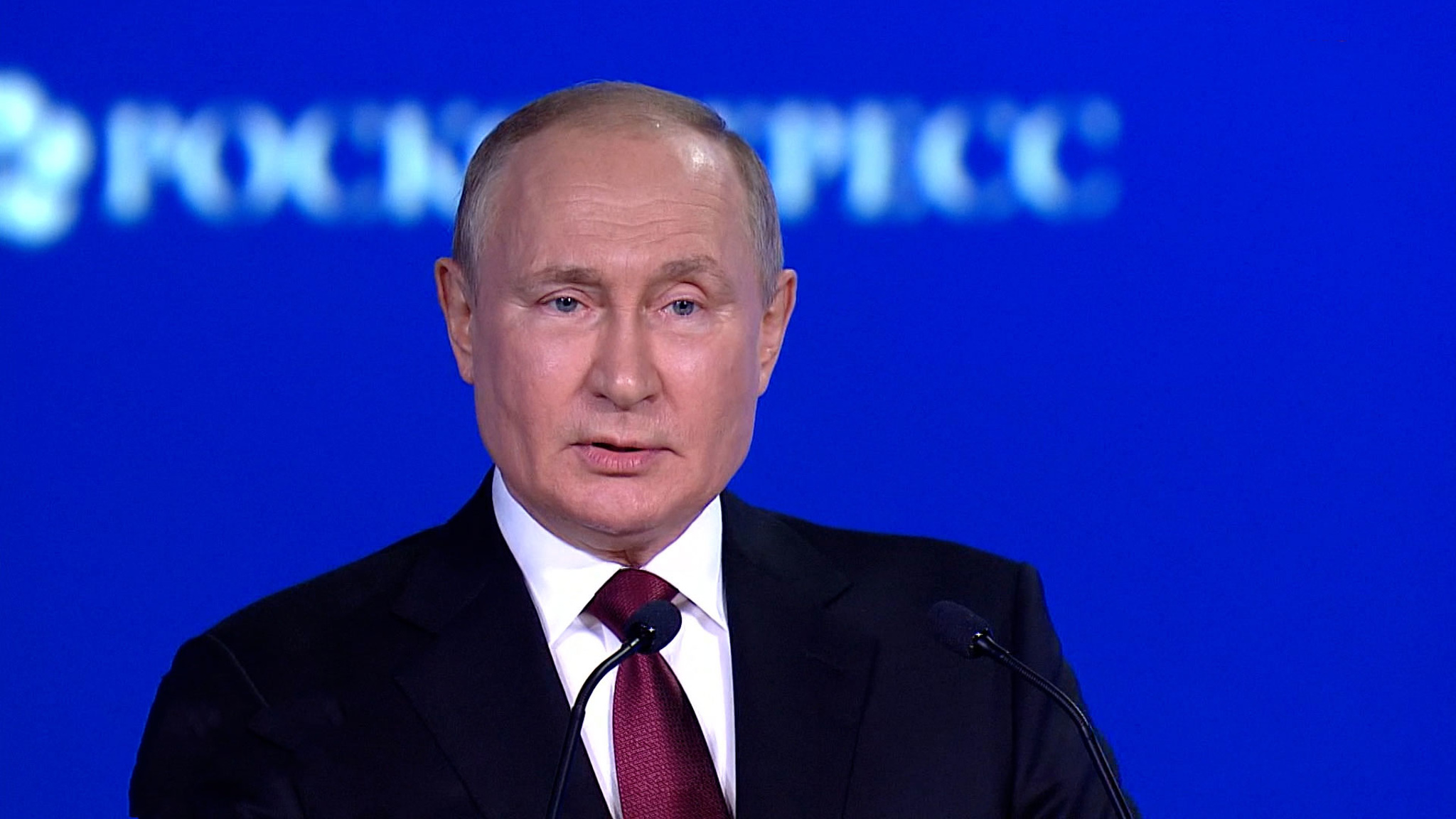 Путин объяснил, откуда берутся страшилки о России