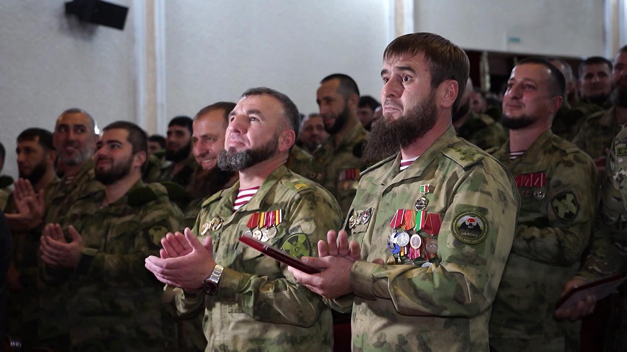 Герои боев за освобождение Донбасса получили государственные награды